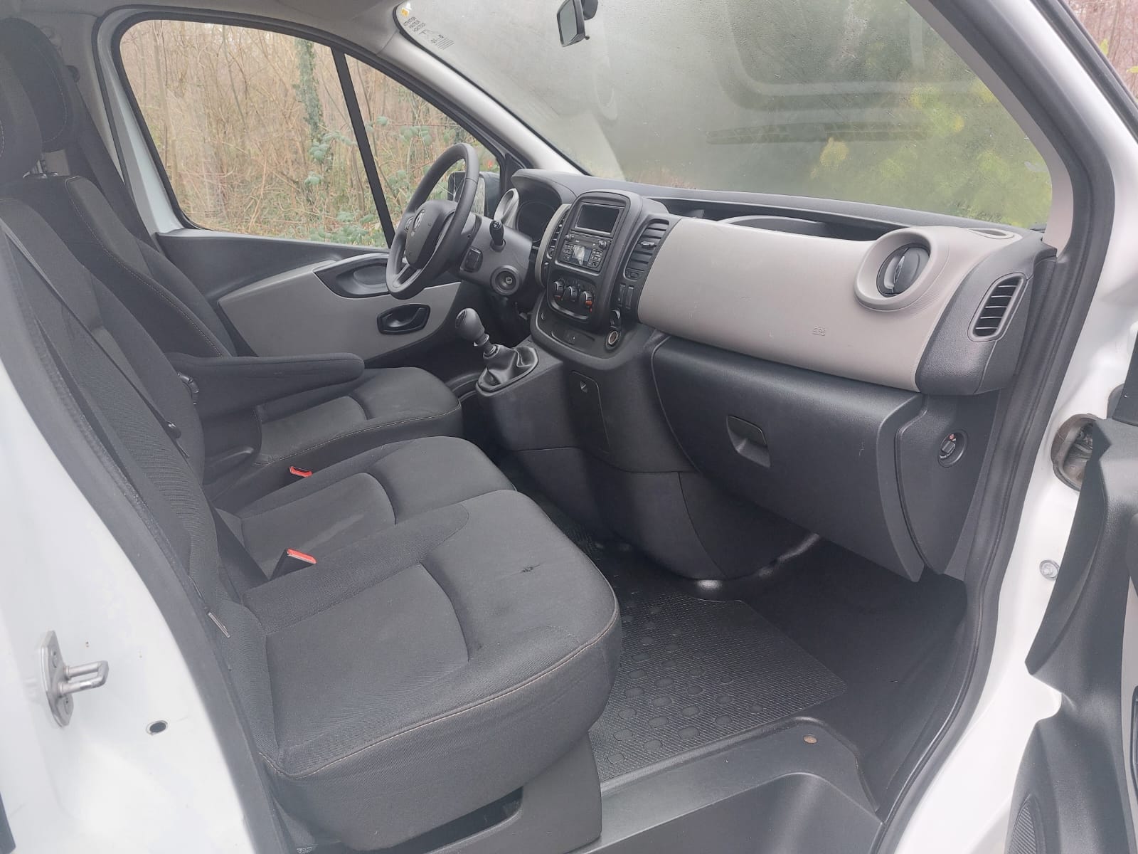 Renault Trafic Passenger avec Chaines