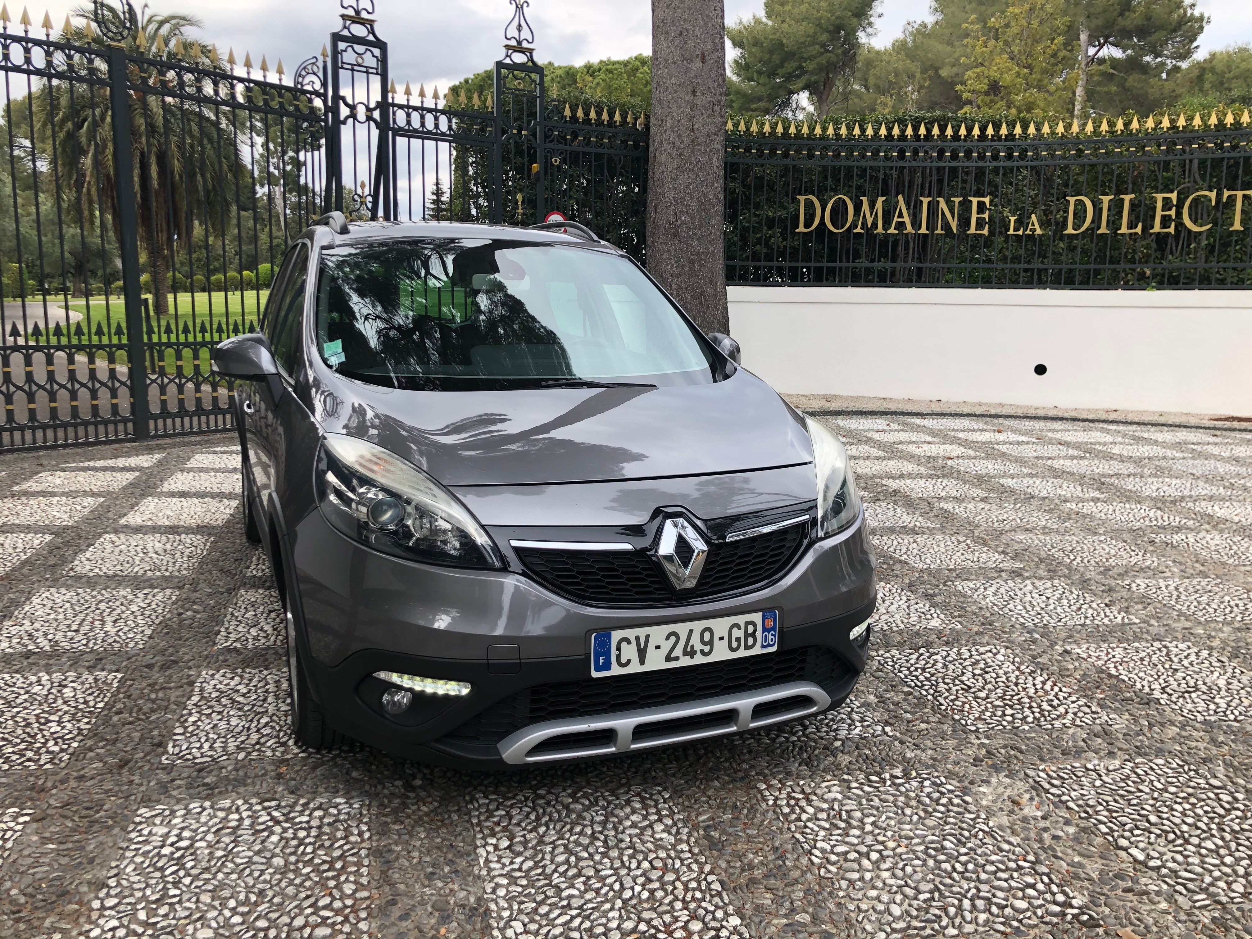 Renault Scenic 1.5 dci 110ch eco avec Entrée audio / iPod