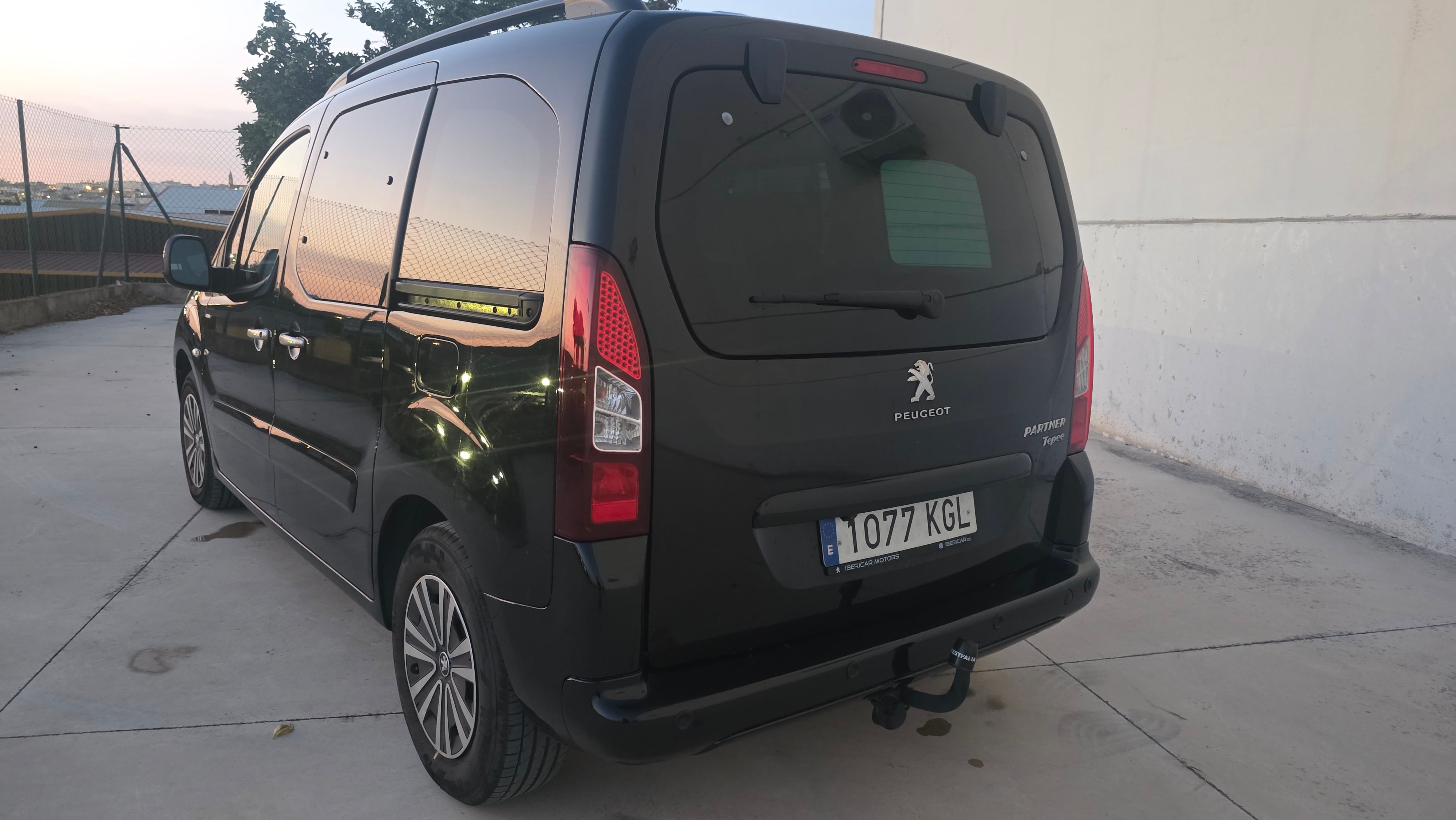 Peugeot Partner Tepee con Cámara de marcha atrás