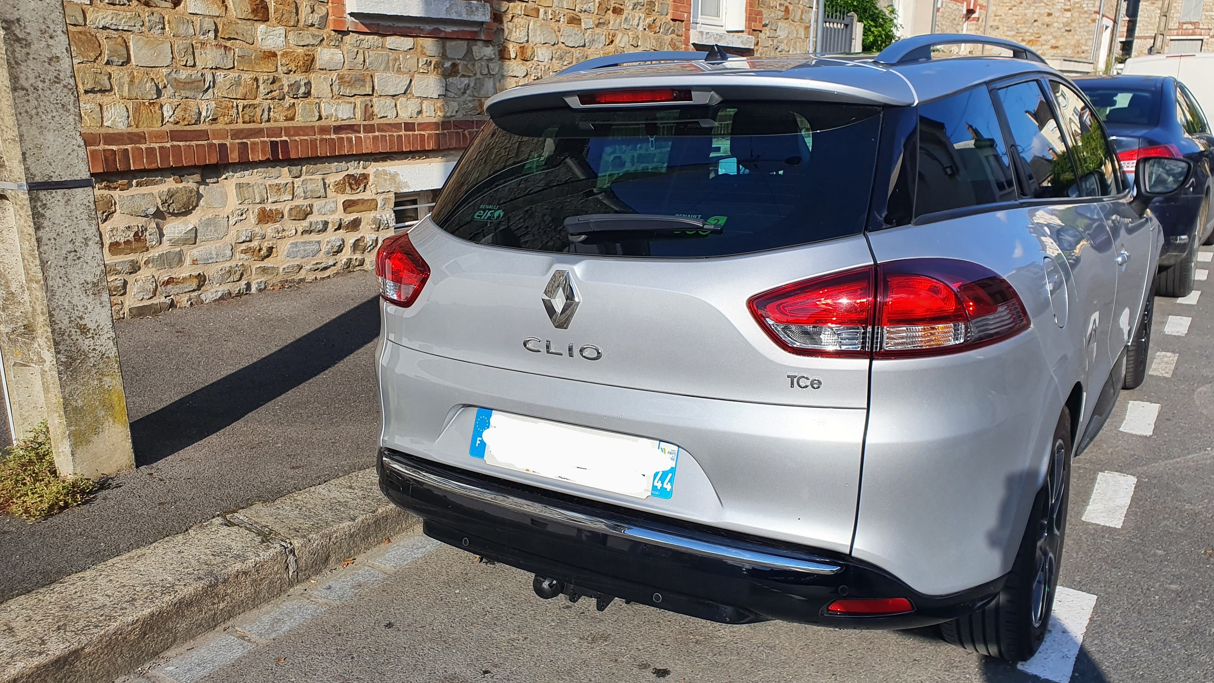 Renault Clio Estate TCe 90 + Sièges auto con Control de velocidad