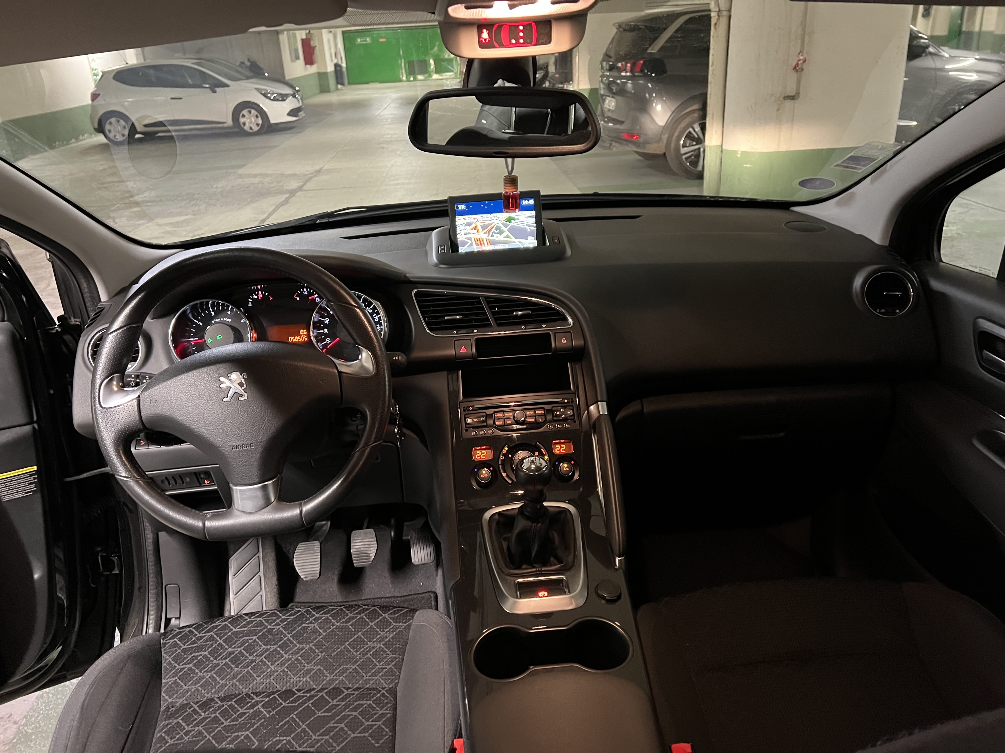 Peugeot 3008 avec GPS