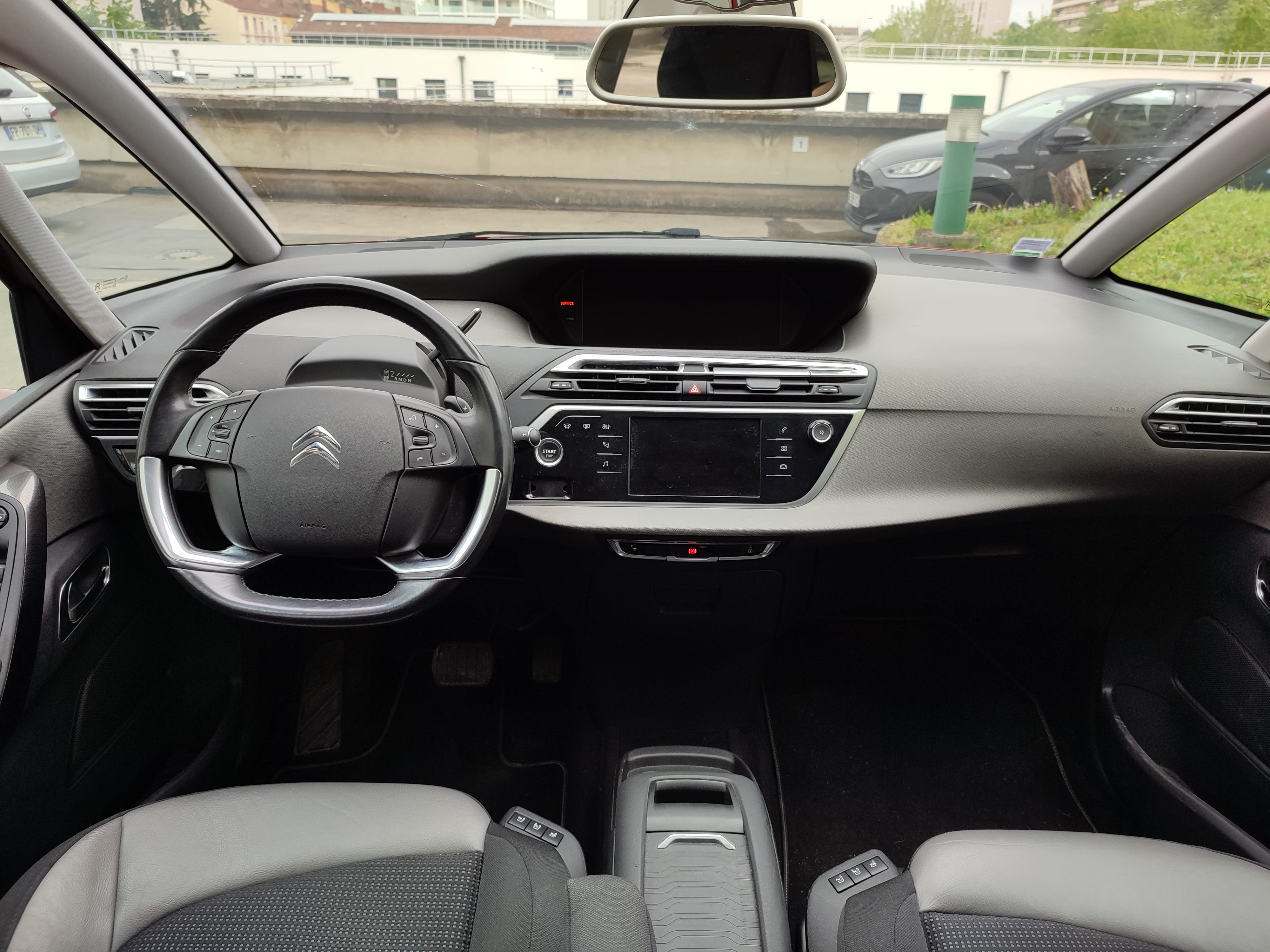 Citroen C4 Picasso - Puretech 130 Shine • 2016 • Boîte Automatique avec Siège bébé