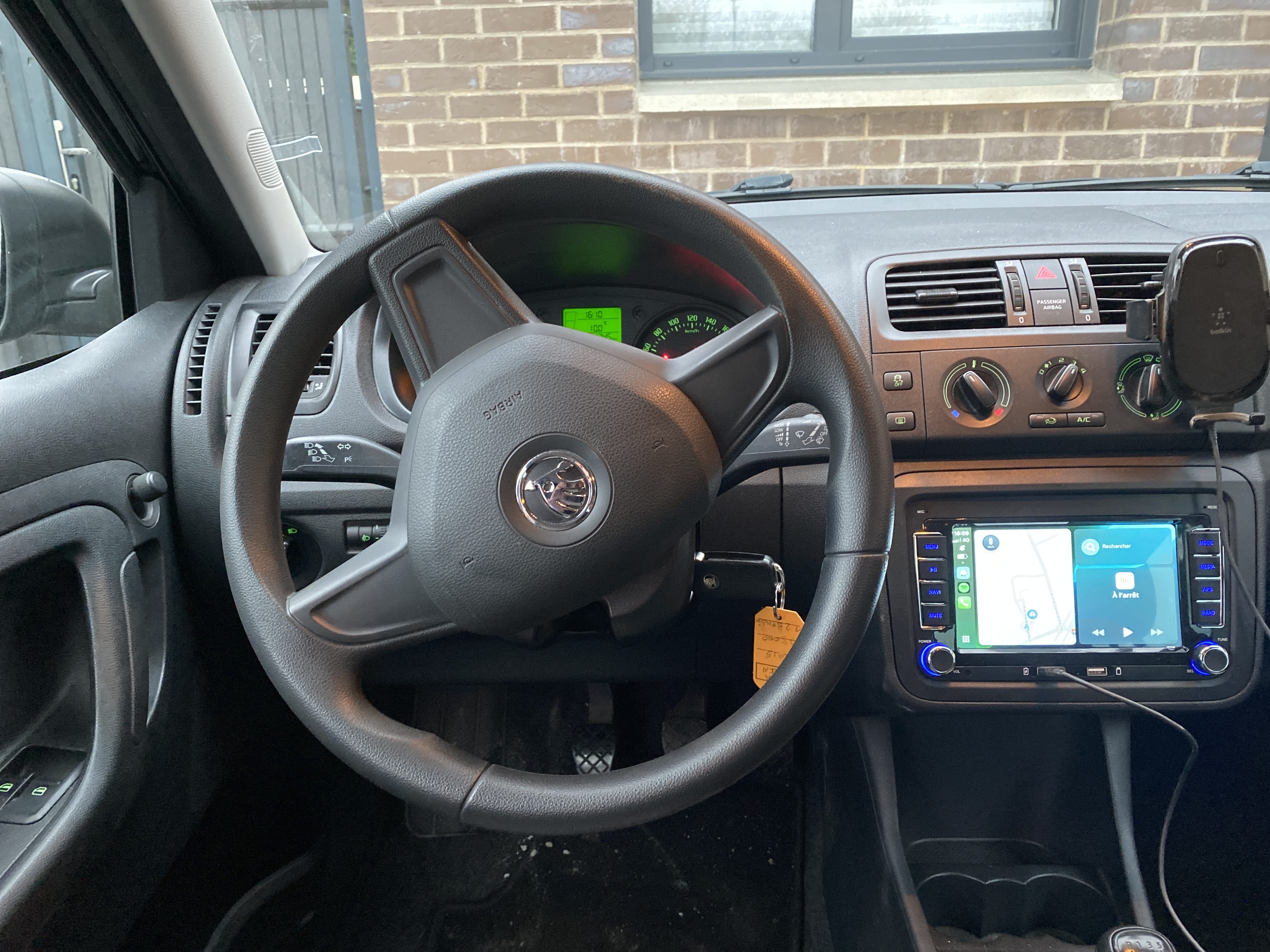 Skoda Fabia 1,2 TSI et sûr ! avec Pneus neige