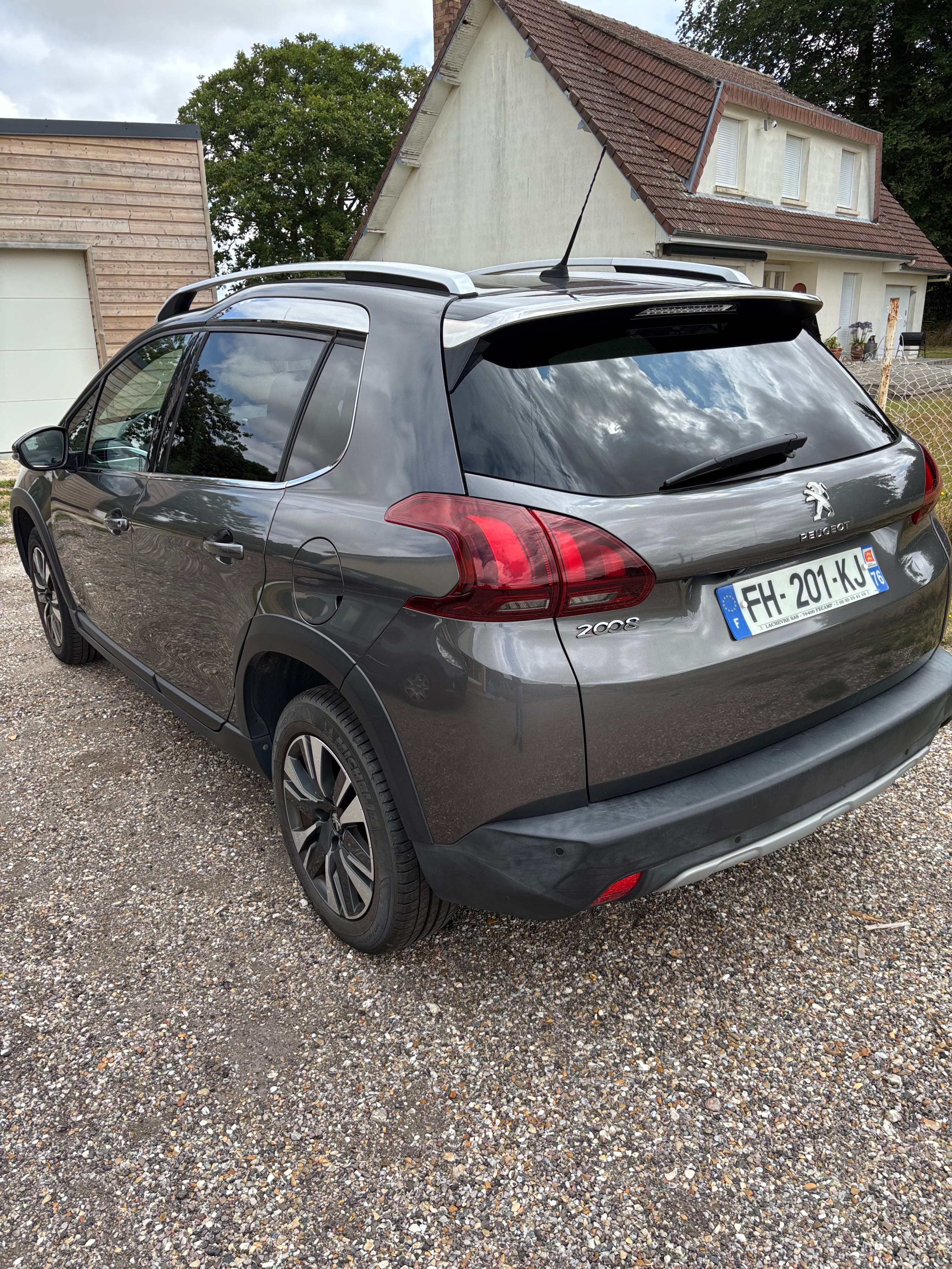 Peugeot 2008 avec Caméra de recul