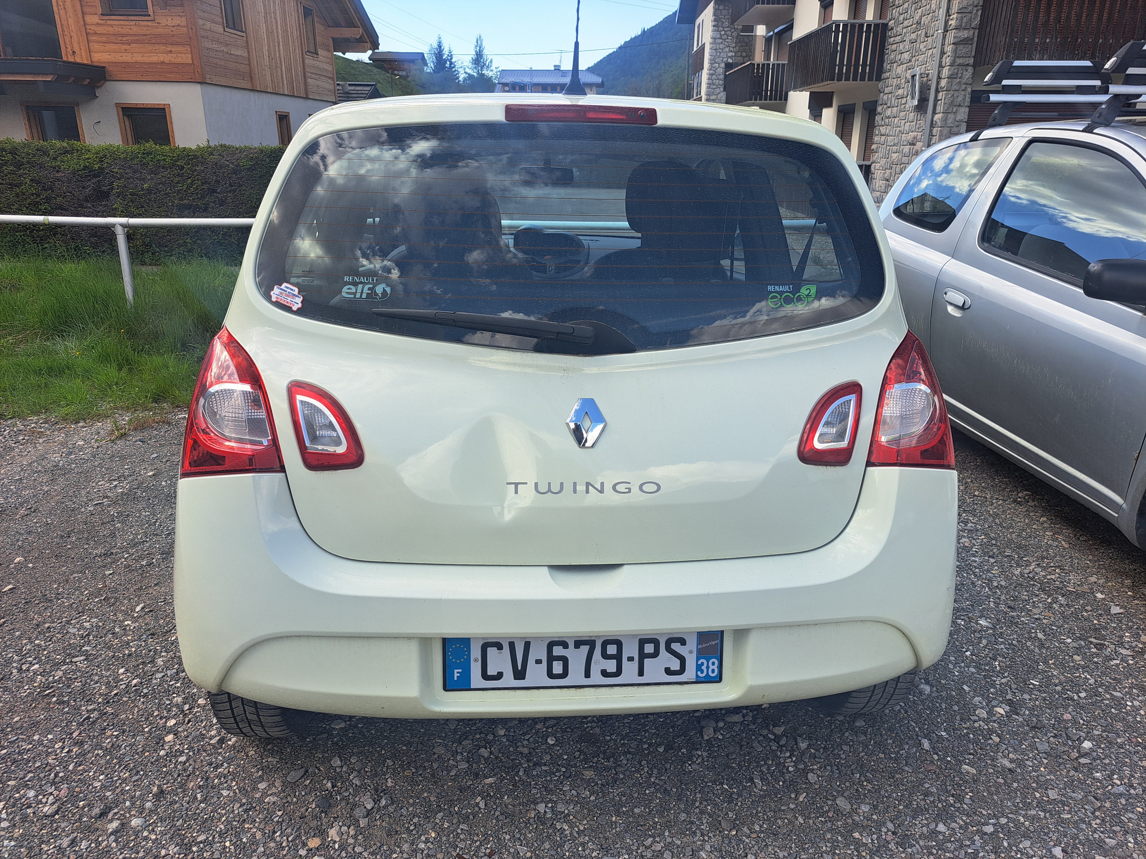 Renault Twingo II avec Port USB
