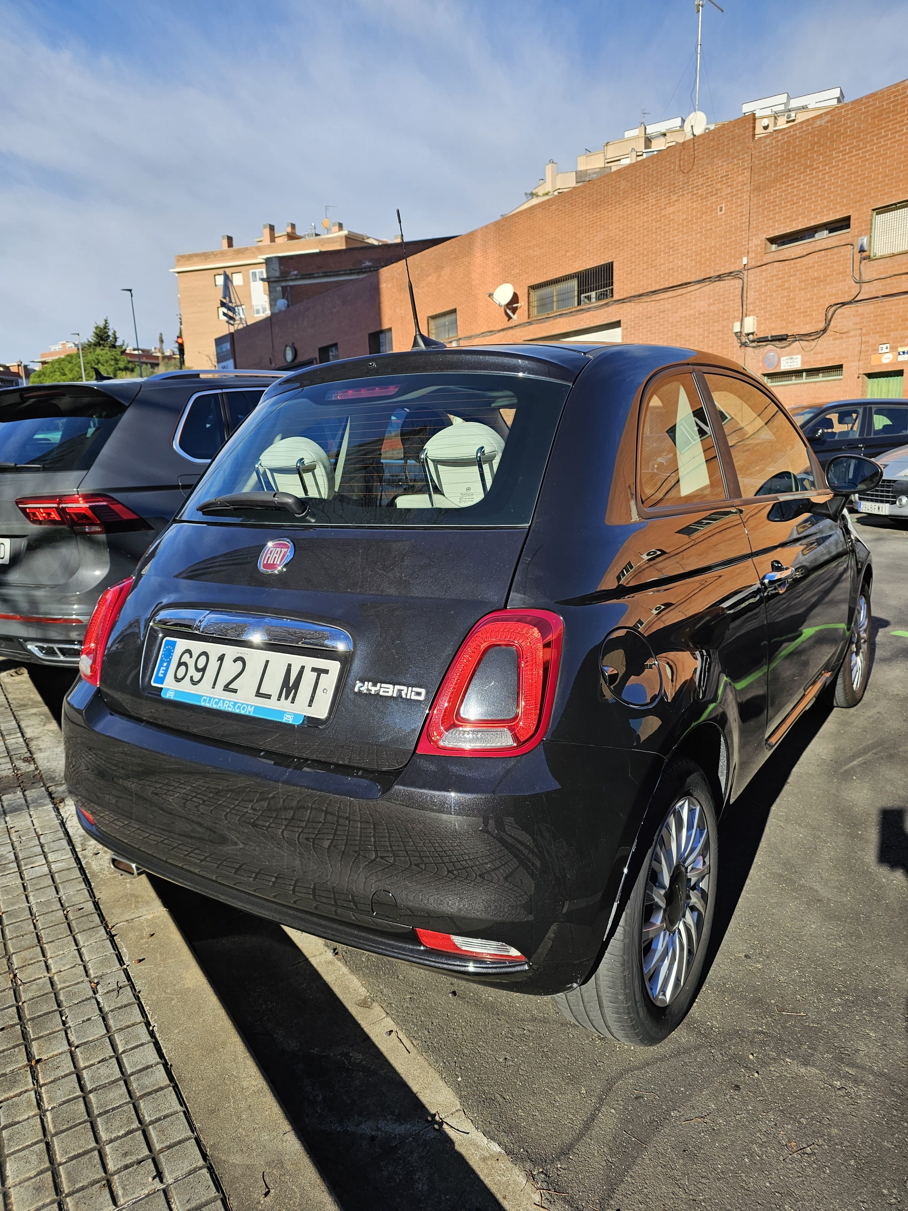 Fiat 500 Híbrido con Aire acondicionado