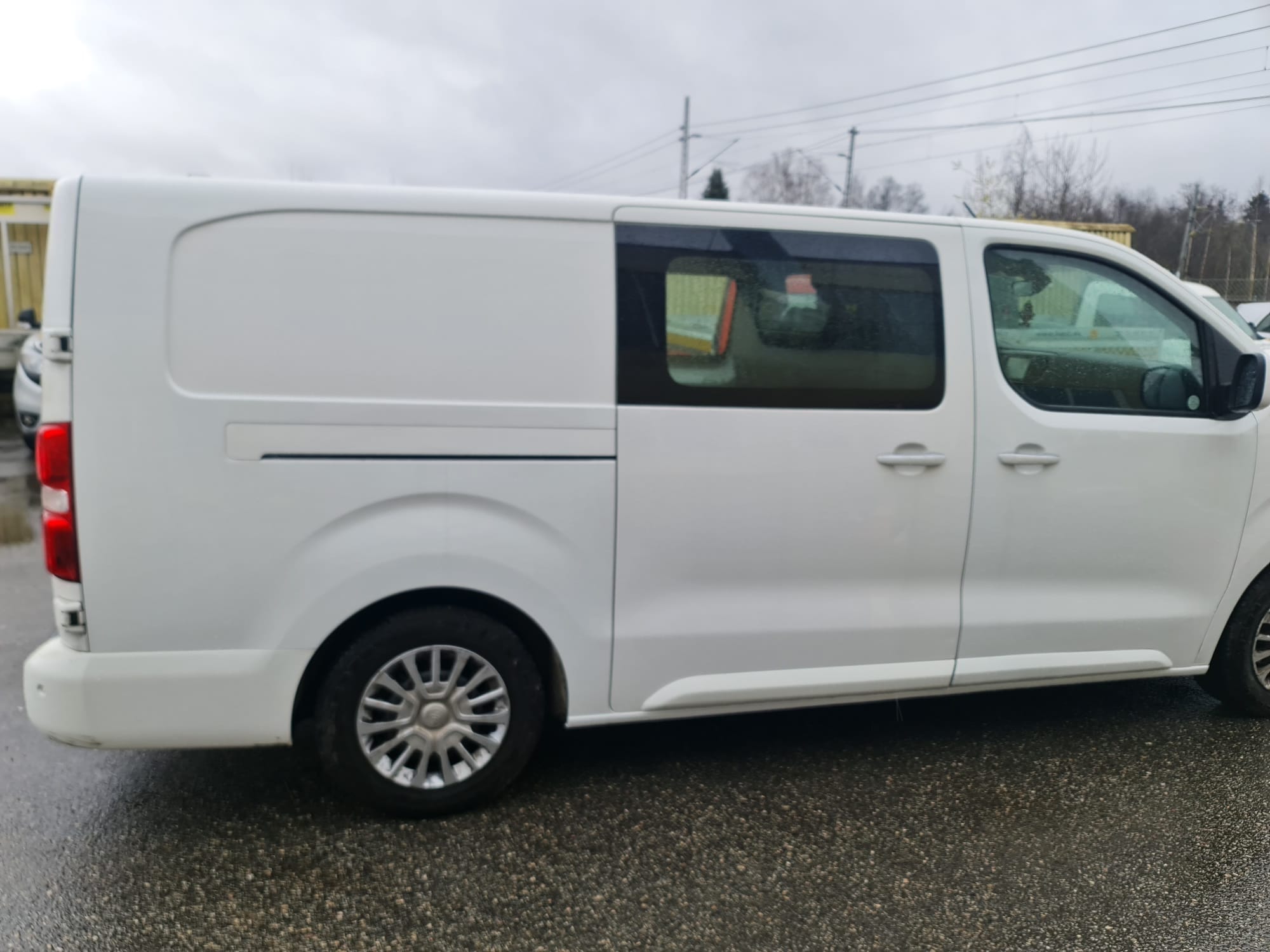 Toyota Proace Varebil with Audio / iPod input