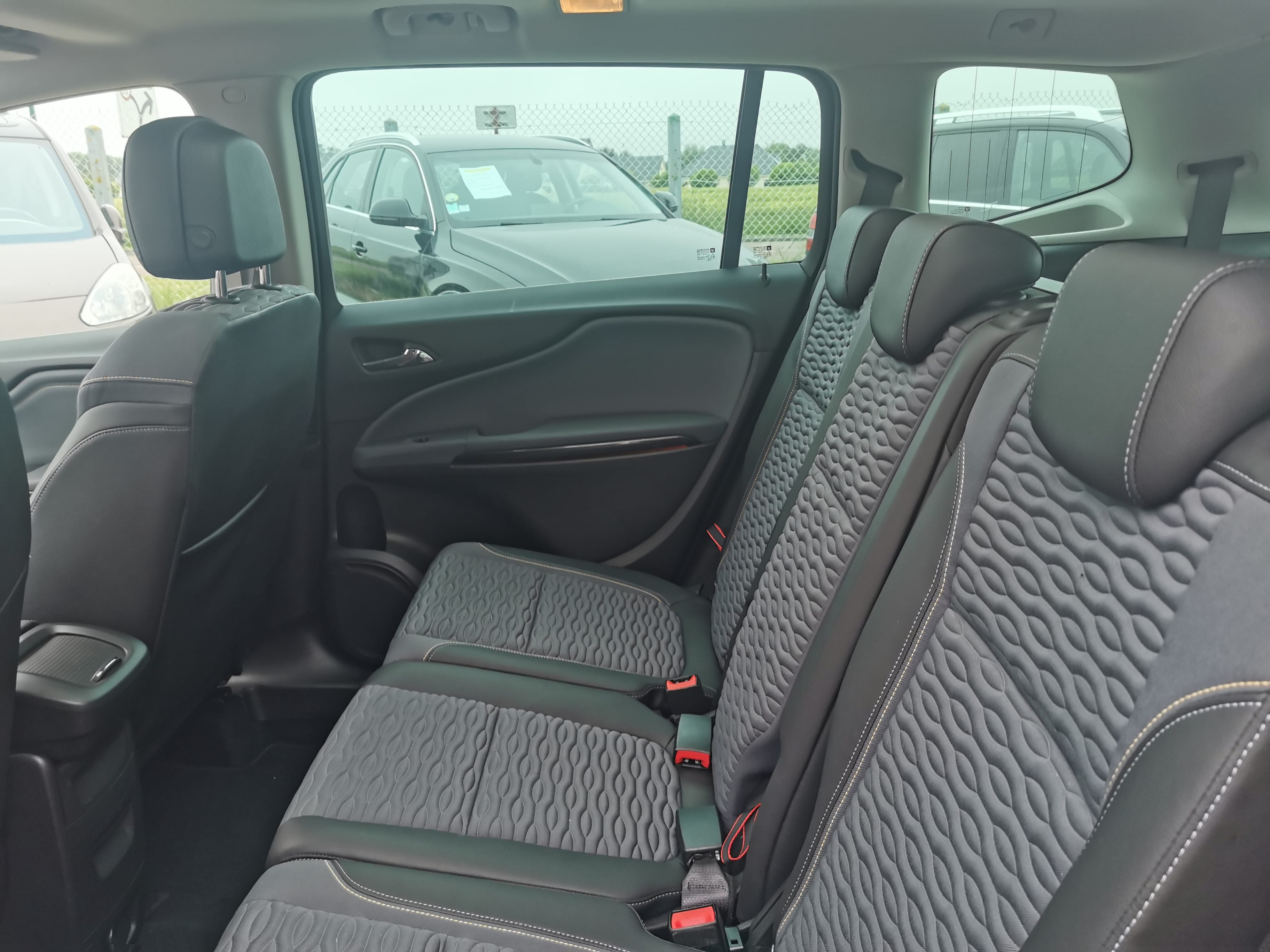 Opel Zafira Tourer avec Régulateur de vitesse