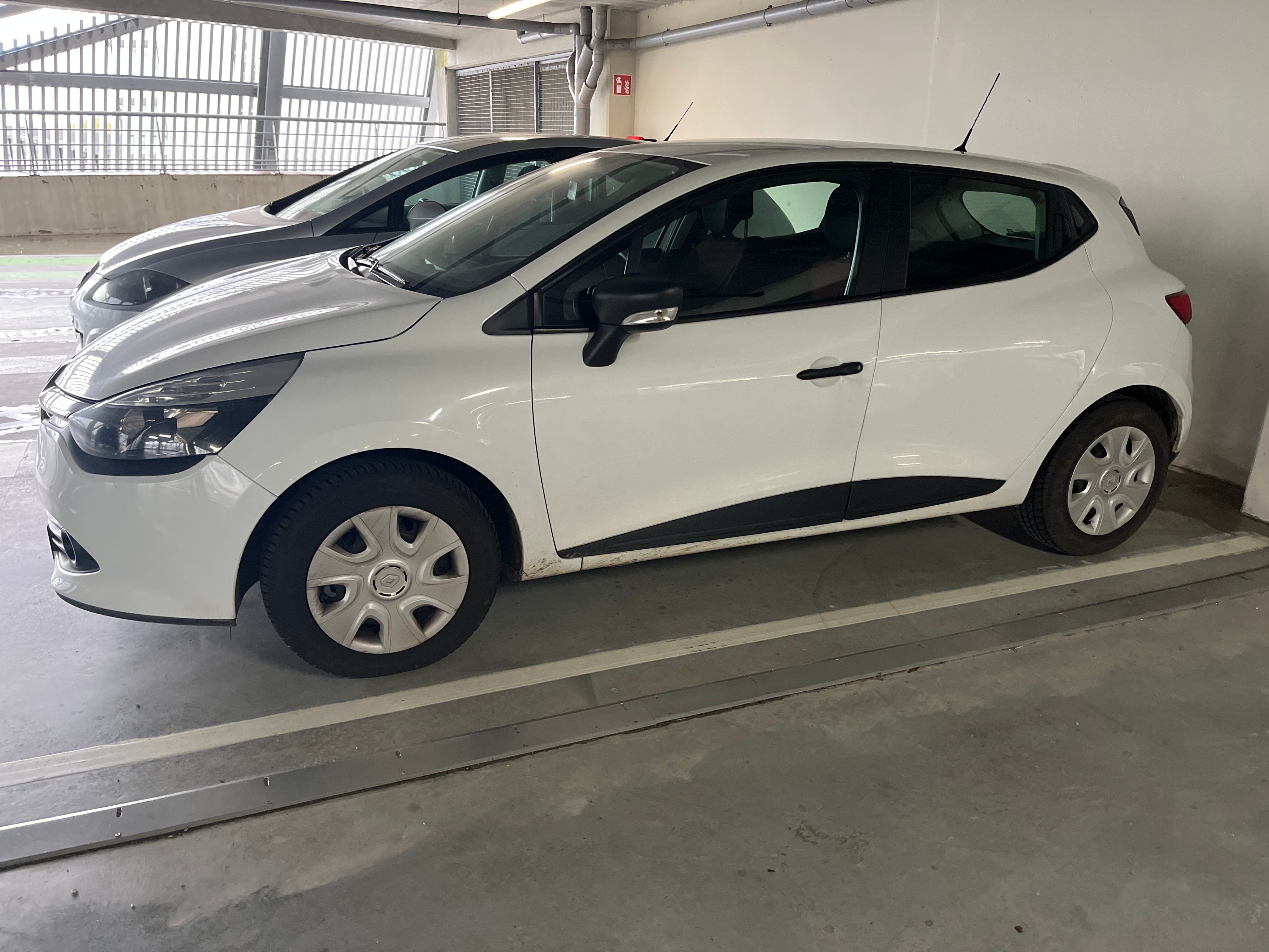 Renault Clio 1.5 dci 75 cv 5 places avec Climatisation