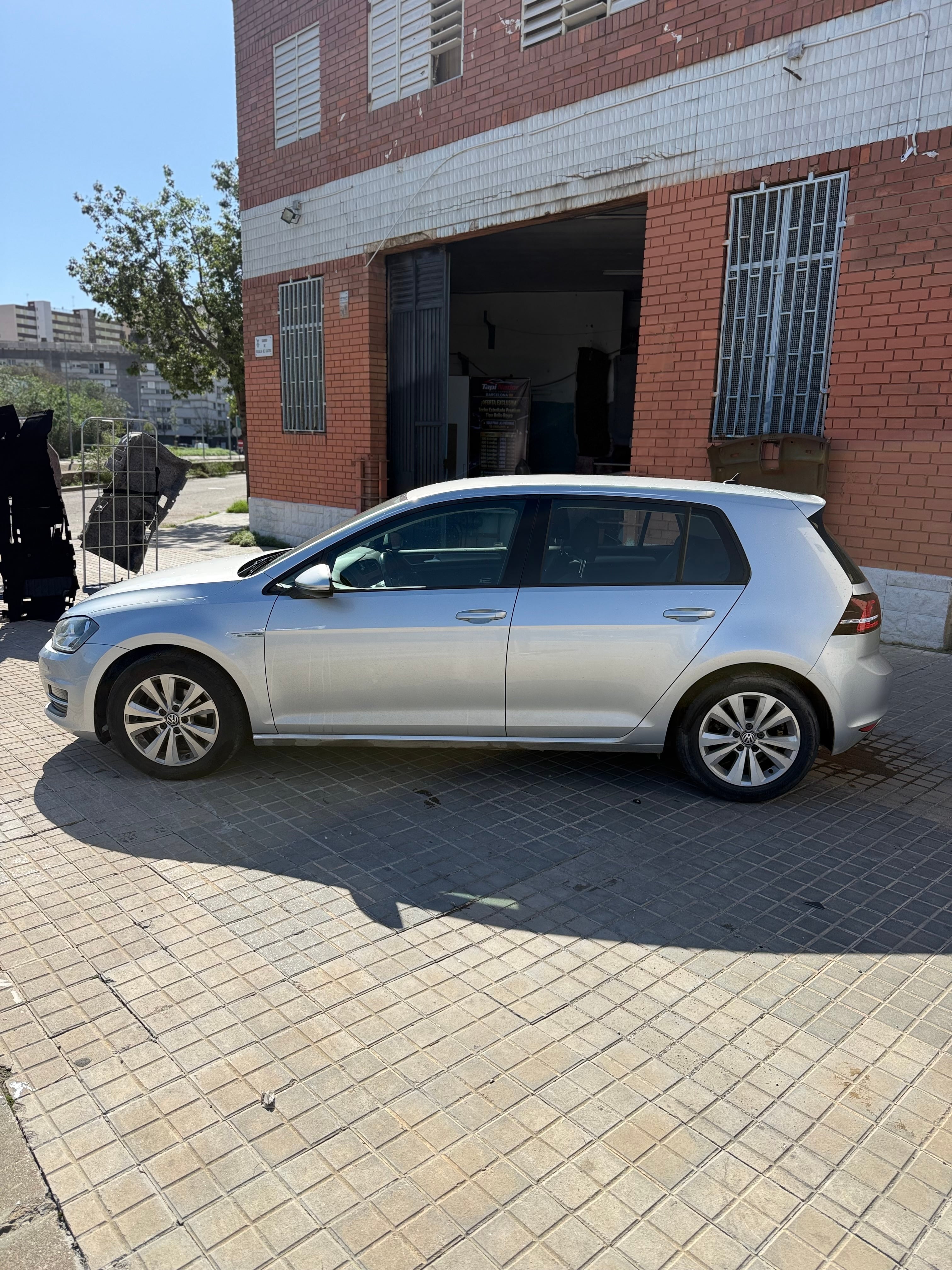 Volkswagen Golf con Aire acondicionado