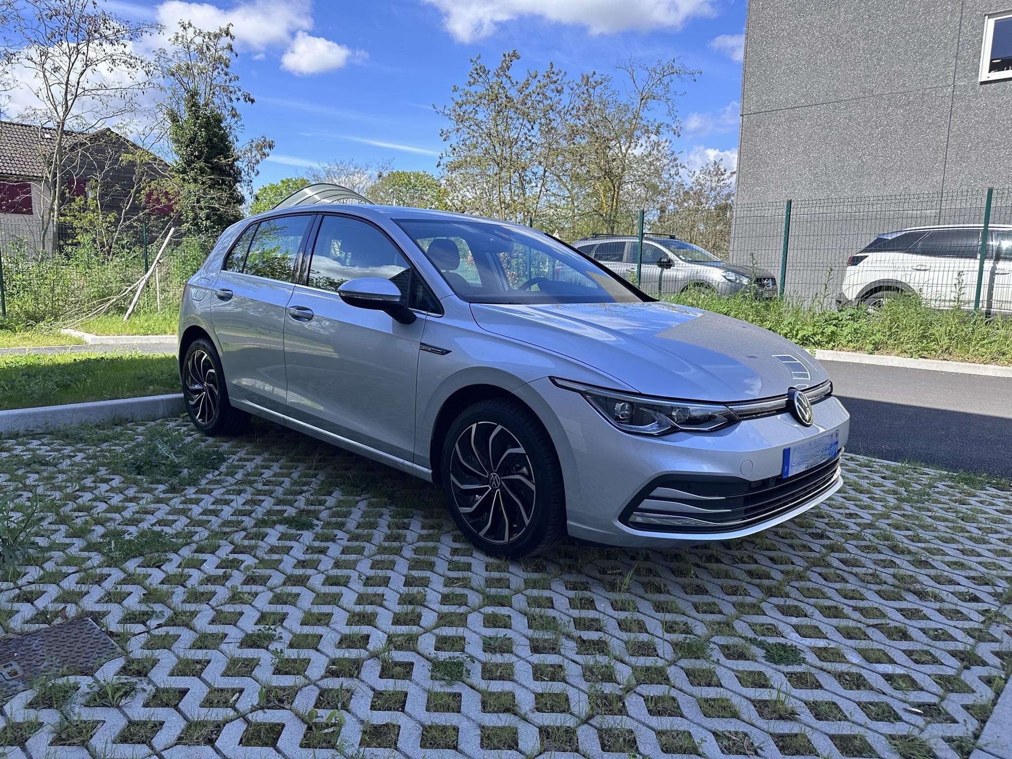 Volkswagen Golf A8 1.5 ETSI MILD HYBRID 130 CH DSG7 STYLE avec Climatisation