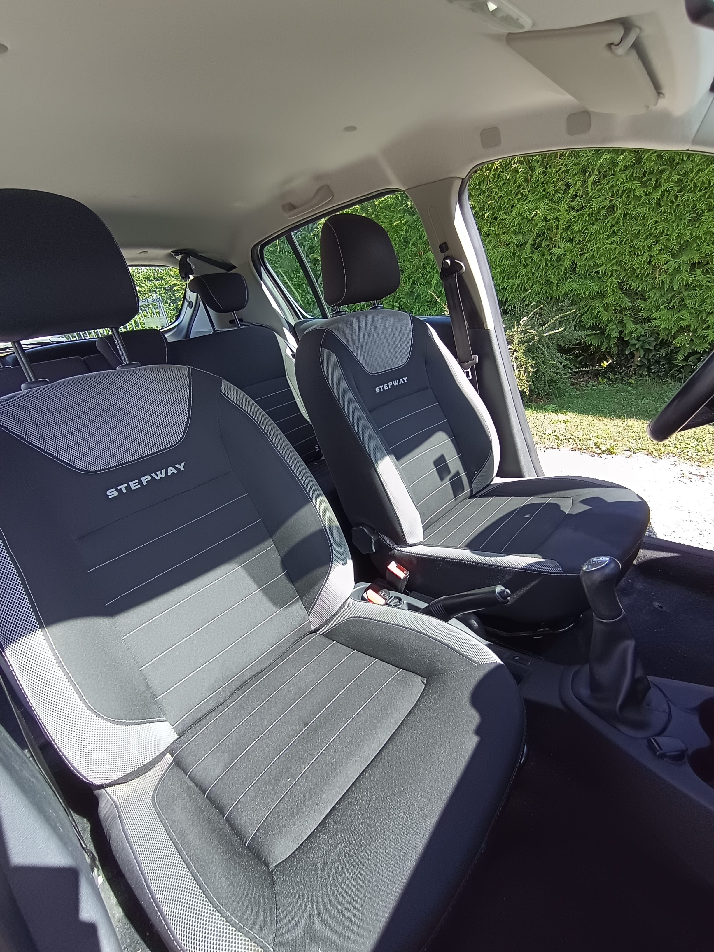 Dacia Sandero Stepway avec Siège bébé