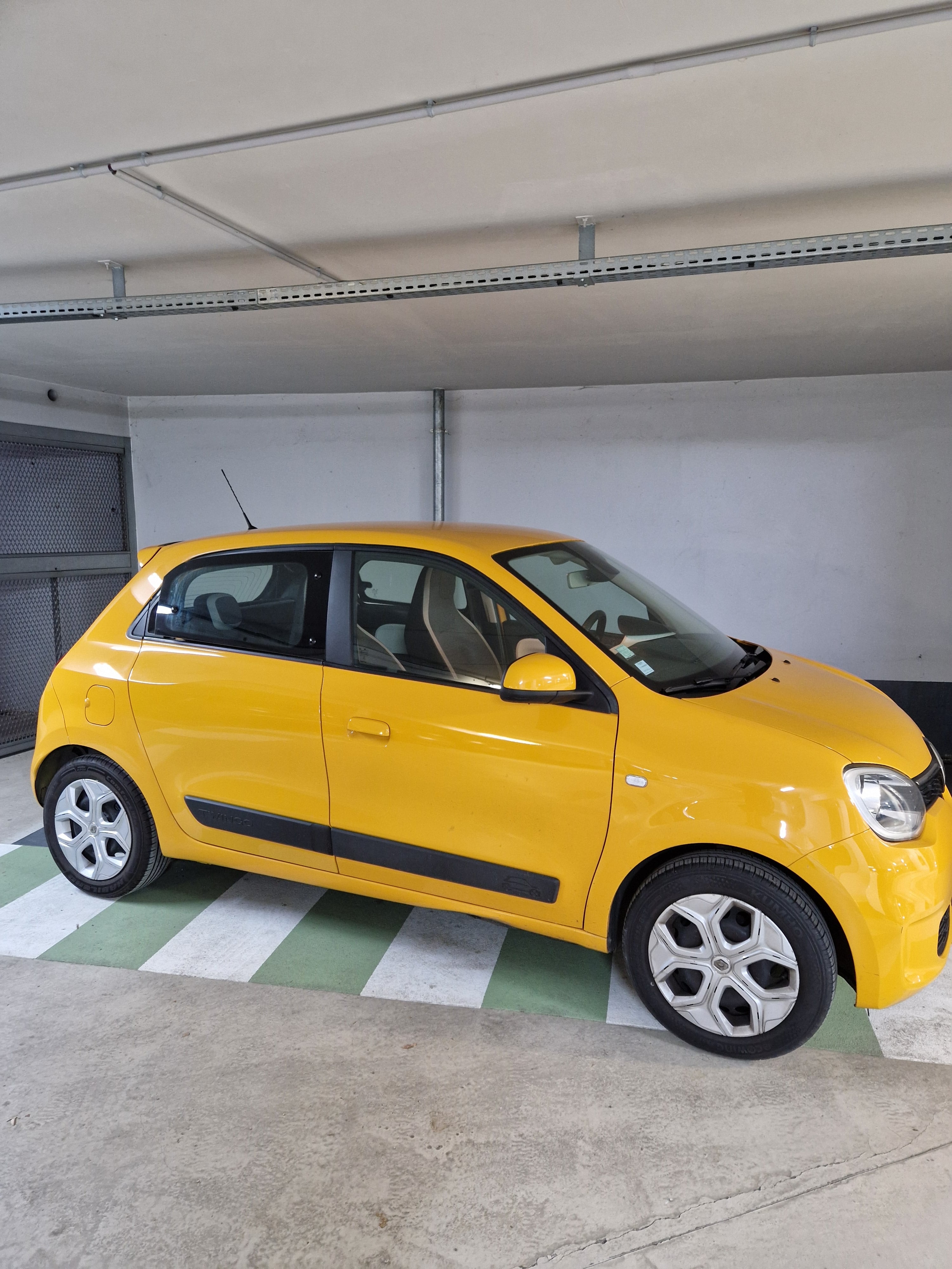Renault Twingo III avec Régulateur de vitesse