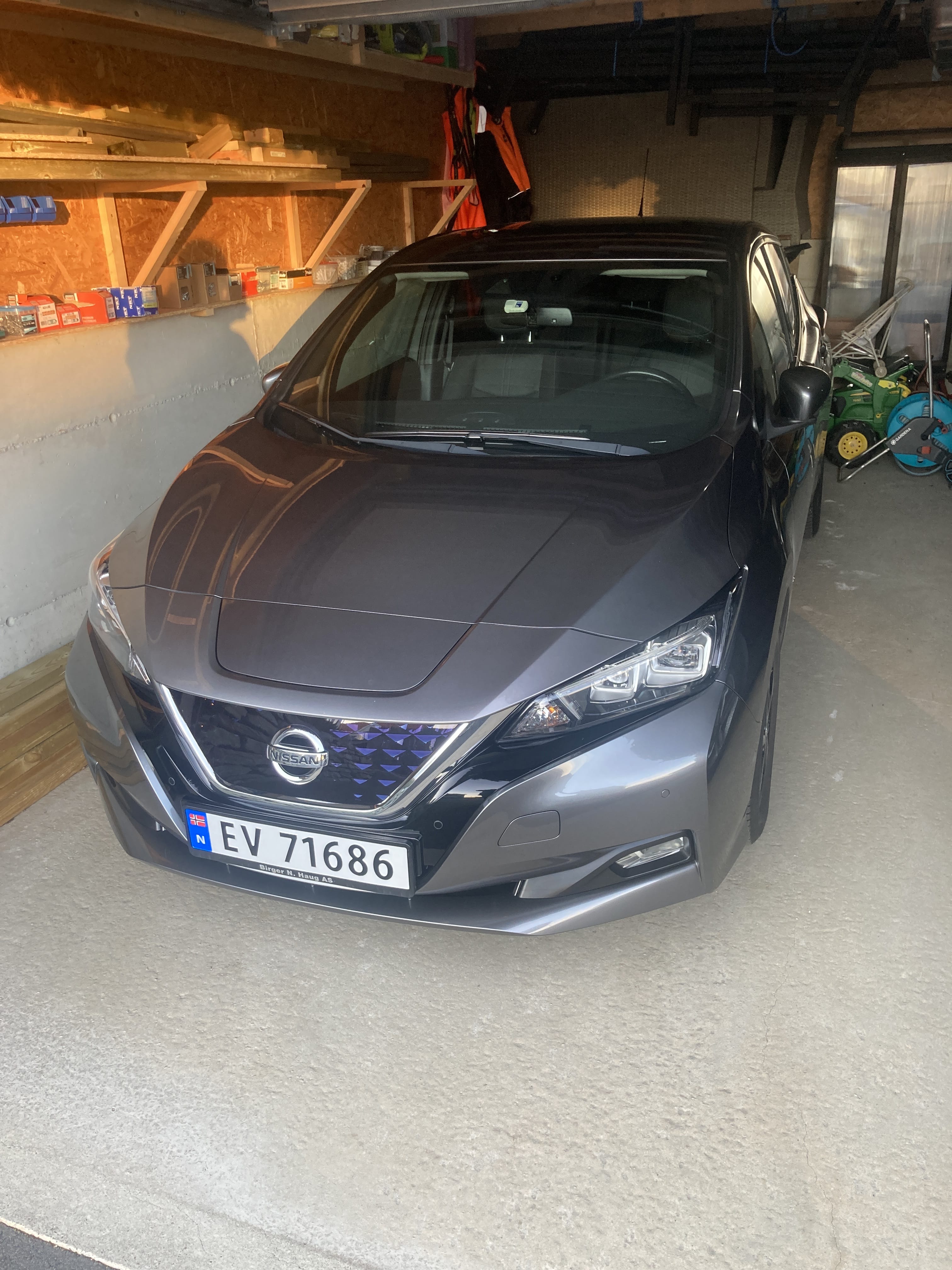 Nissan Leaf, 2019, Electric, automatic