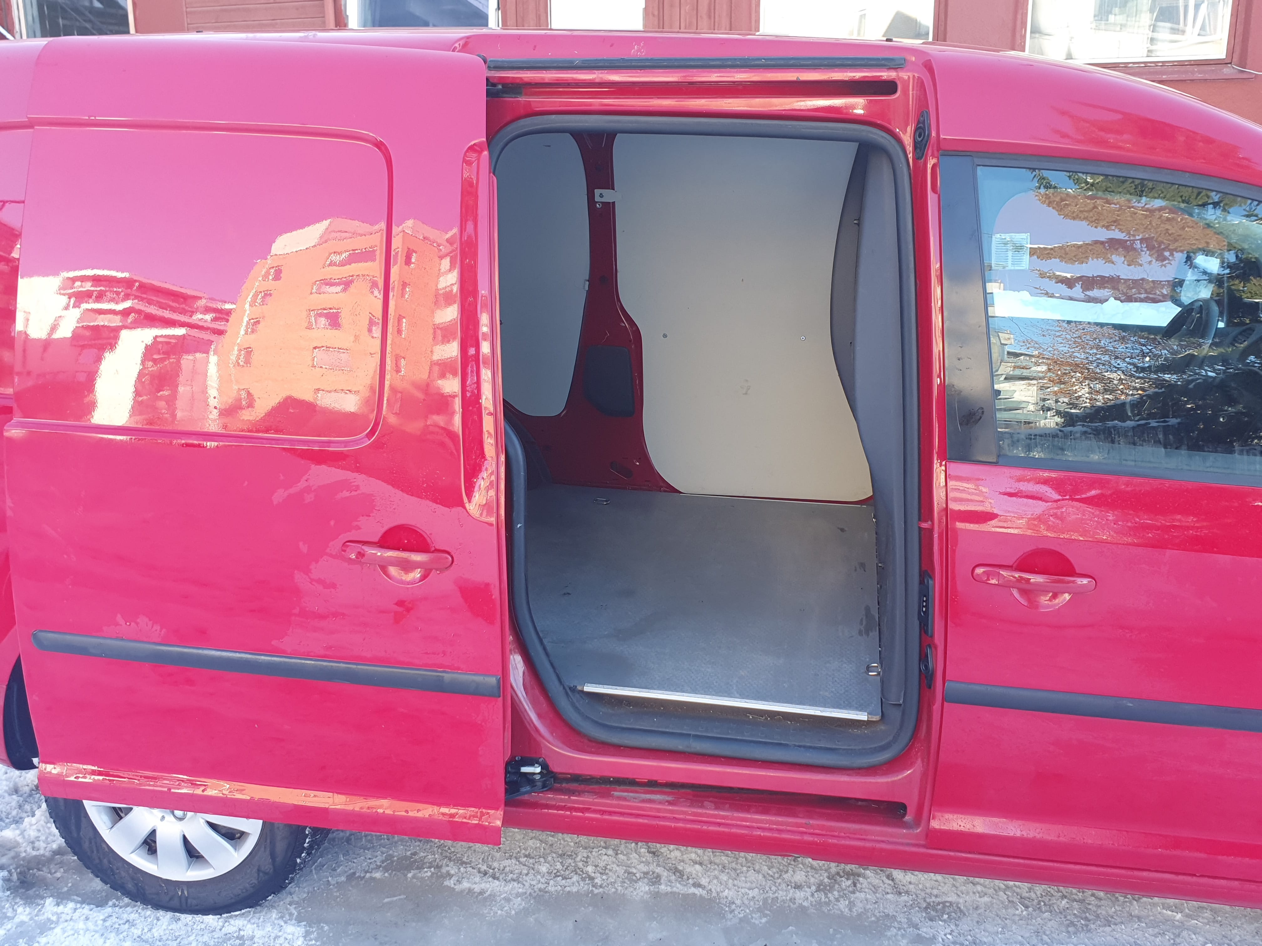 Volkswagen Caddy Maxi Varebil med Aircondition