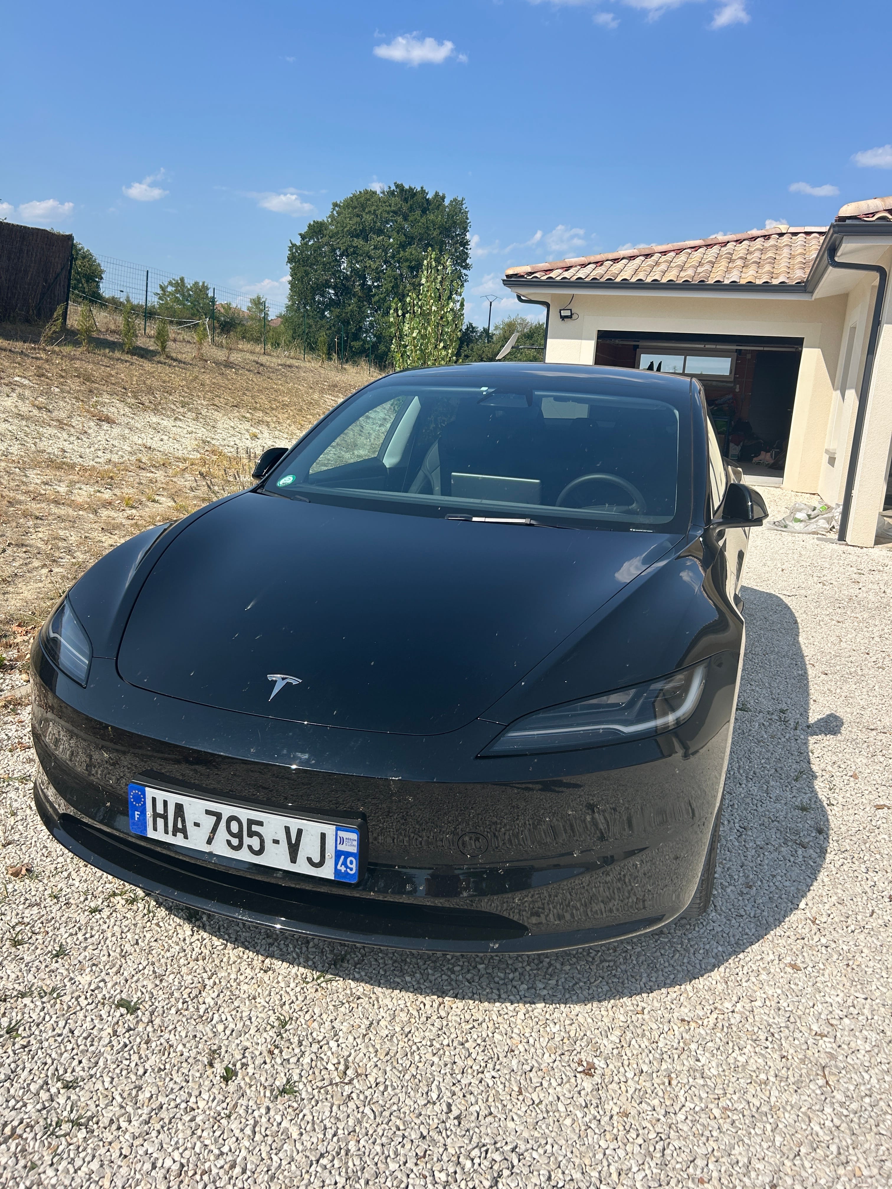 Tesla Model 3 Long Range avec GPS