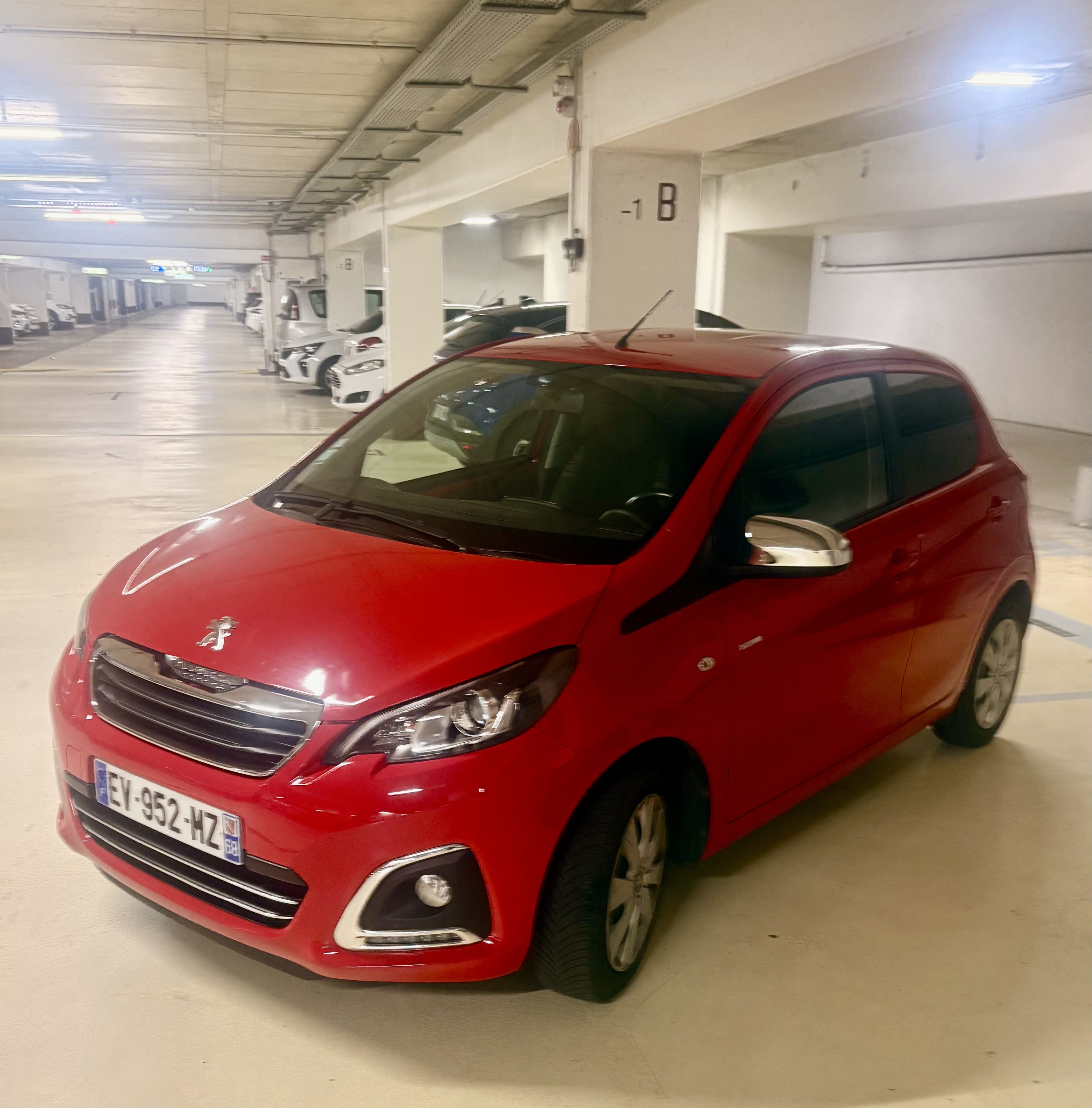 Peugeot 108 - Vignette Suisse, 2018, Essence 98