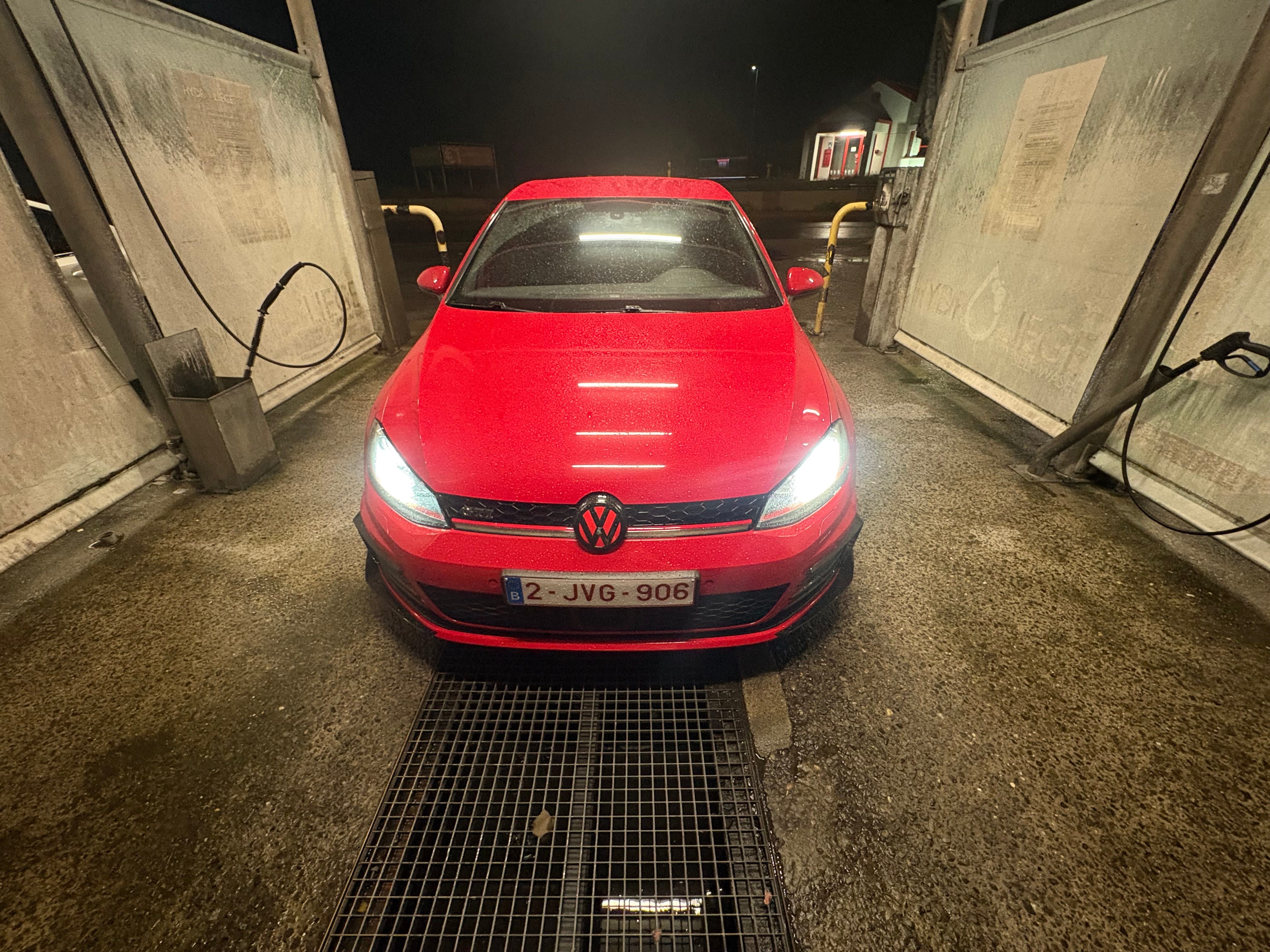 Volkswagen Golf GTI, 2016, Euro 95 (E10), automatisch