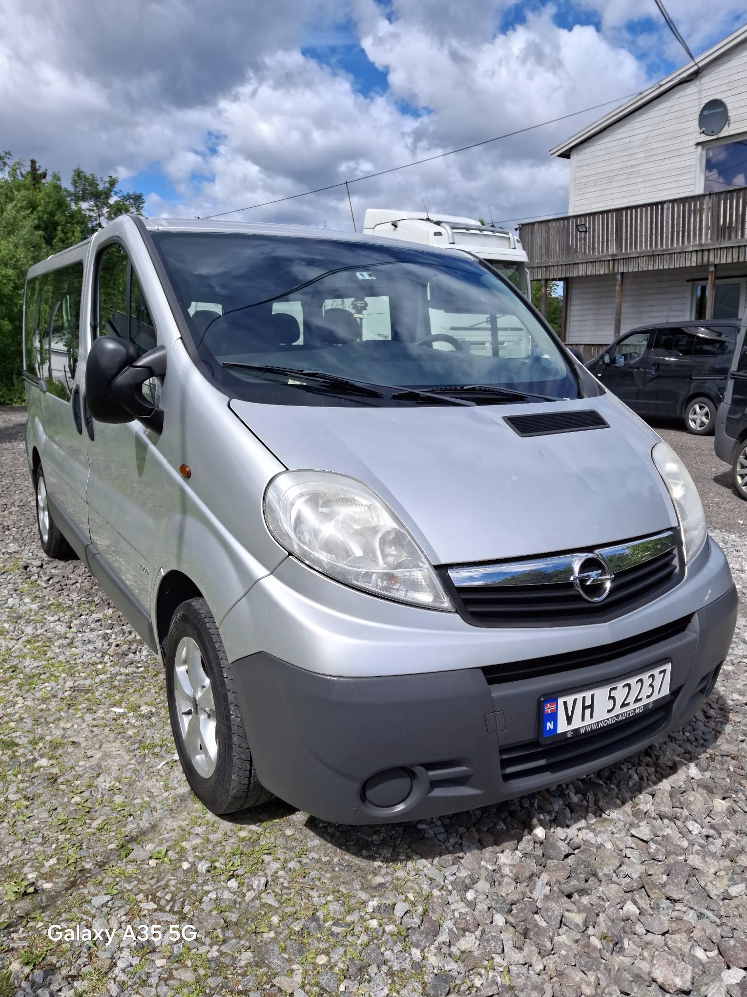 Opel Vivaro med Aircondition