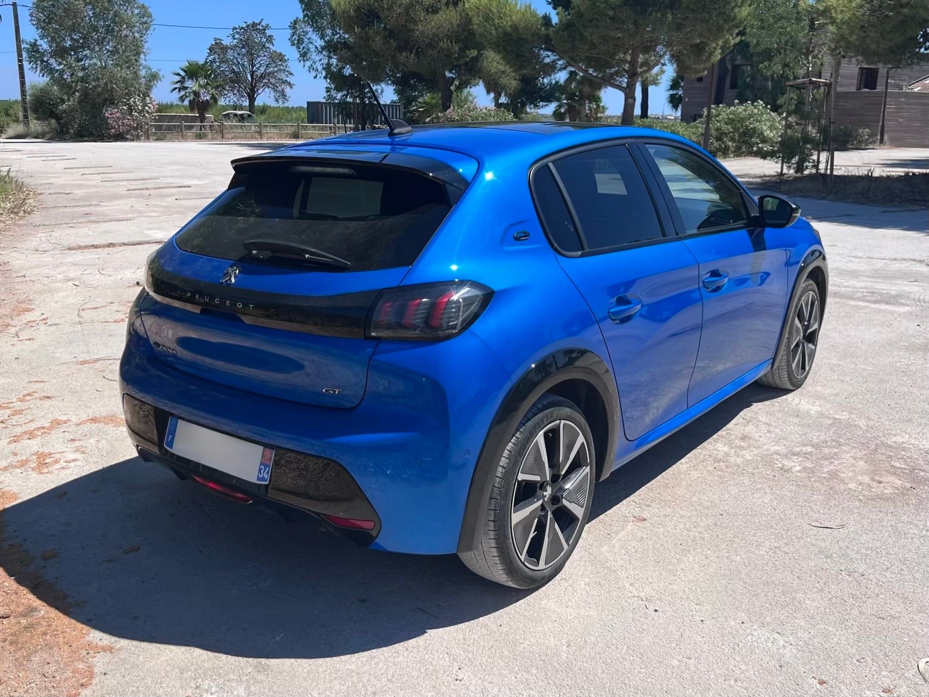 Peugeot 208 GT Line avec Caméra de recul