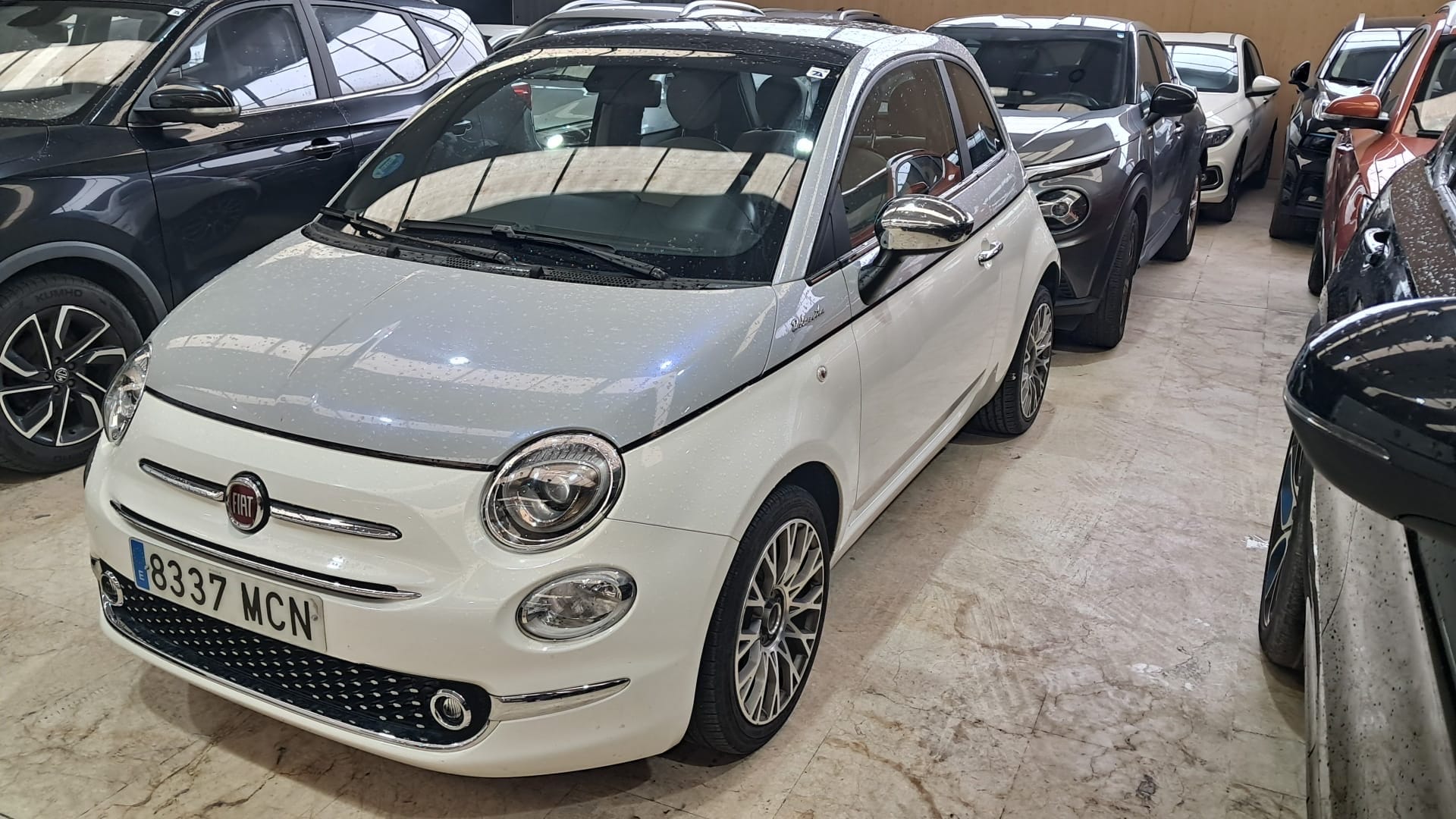 Fiat 500 Híbrido con Aire acondicionado