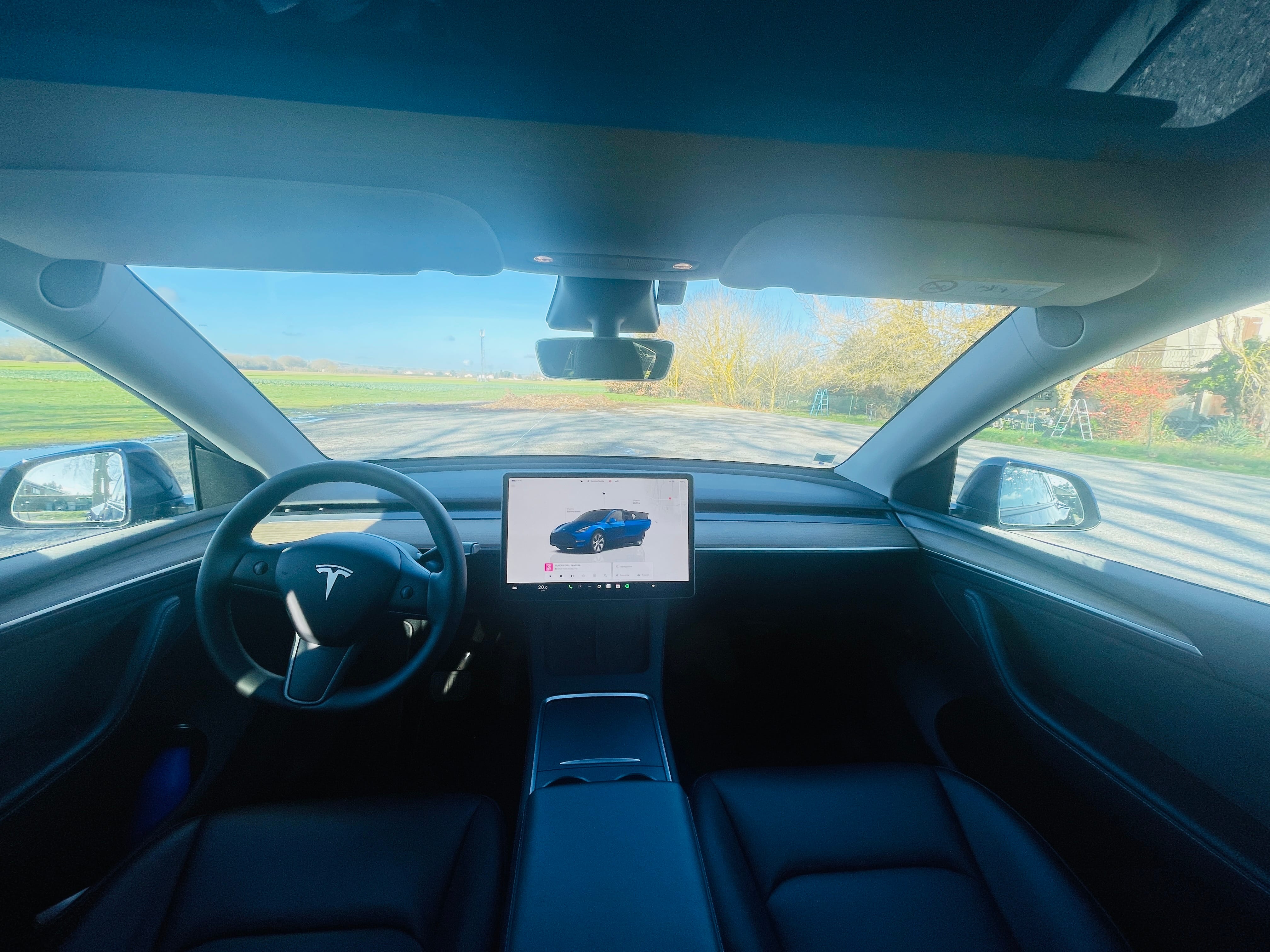 Tesla Model Y avec Régulateur de vitesse