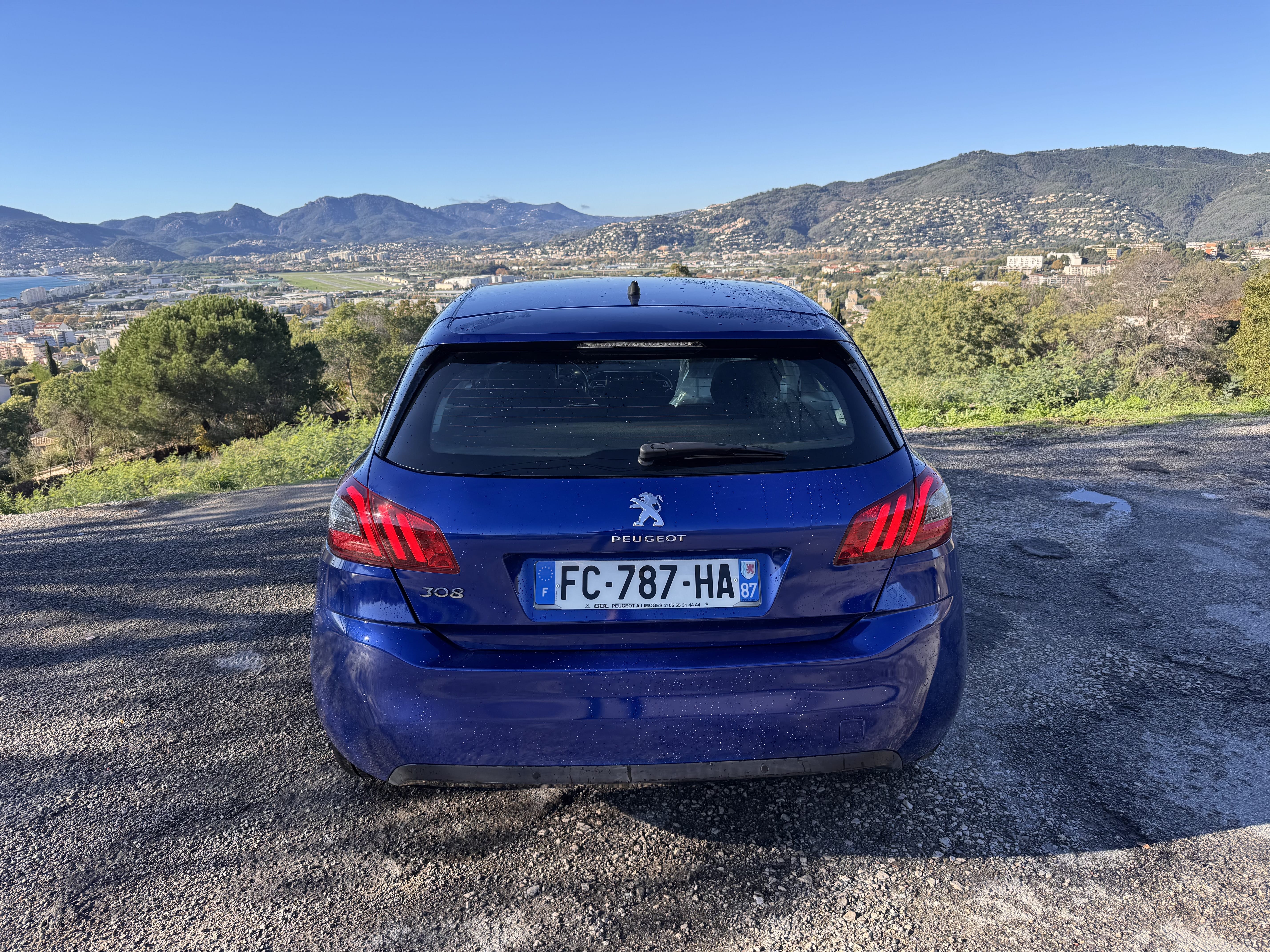 Peugeot 308 avec GPS