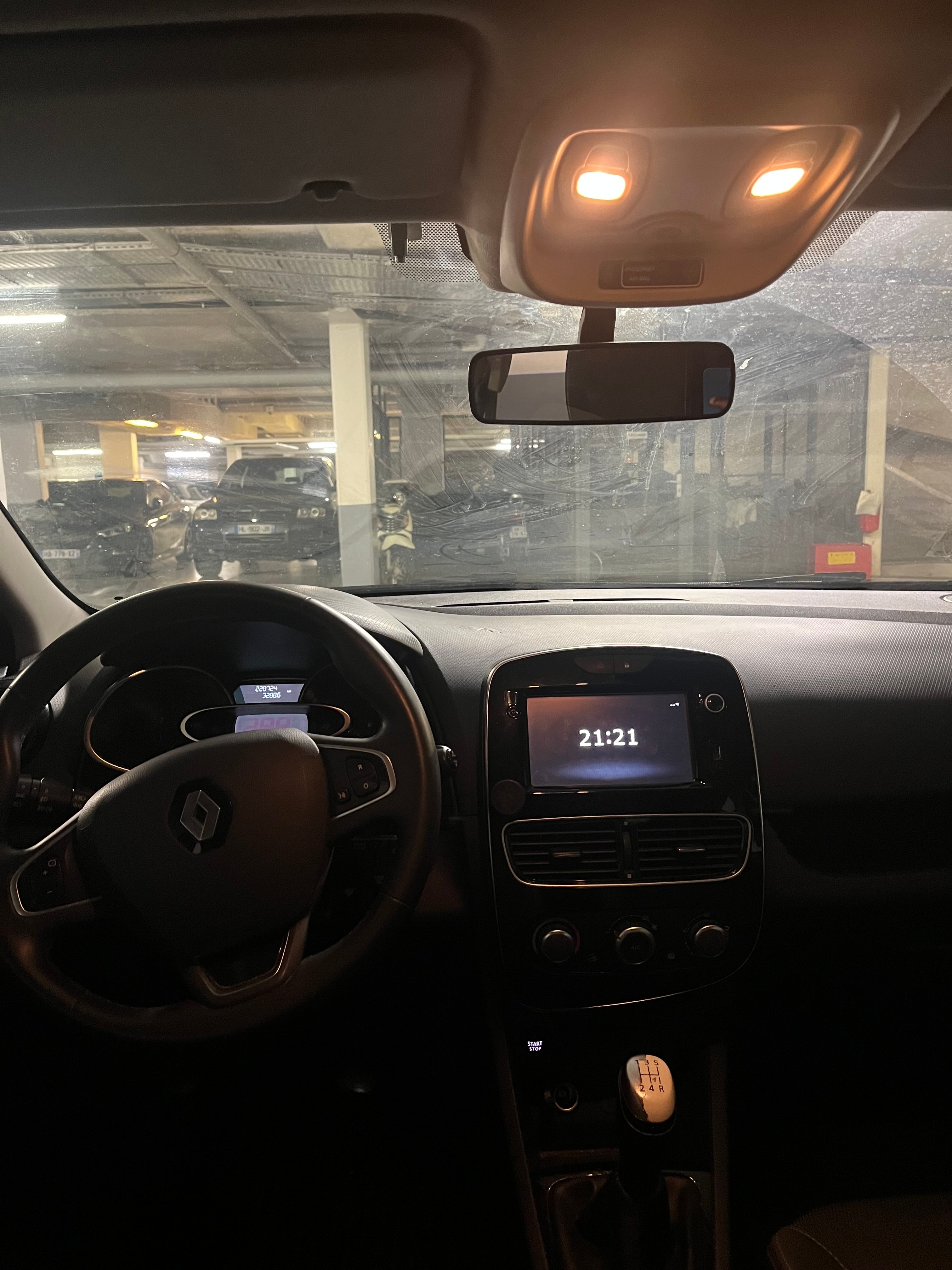 Renault Clio avec Climatisation