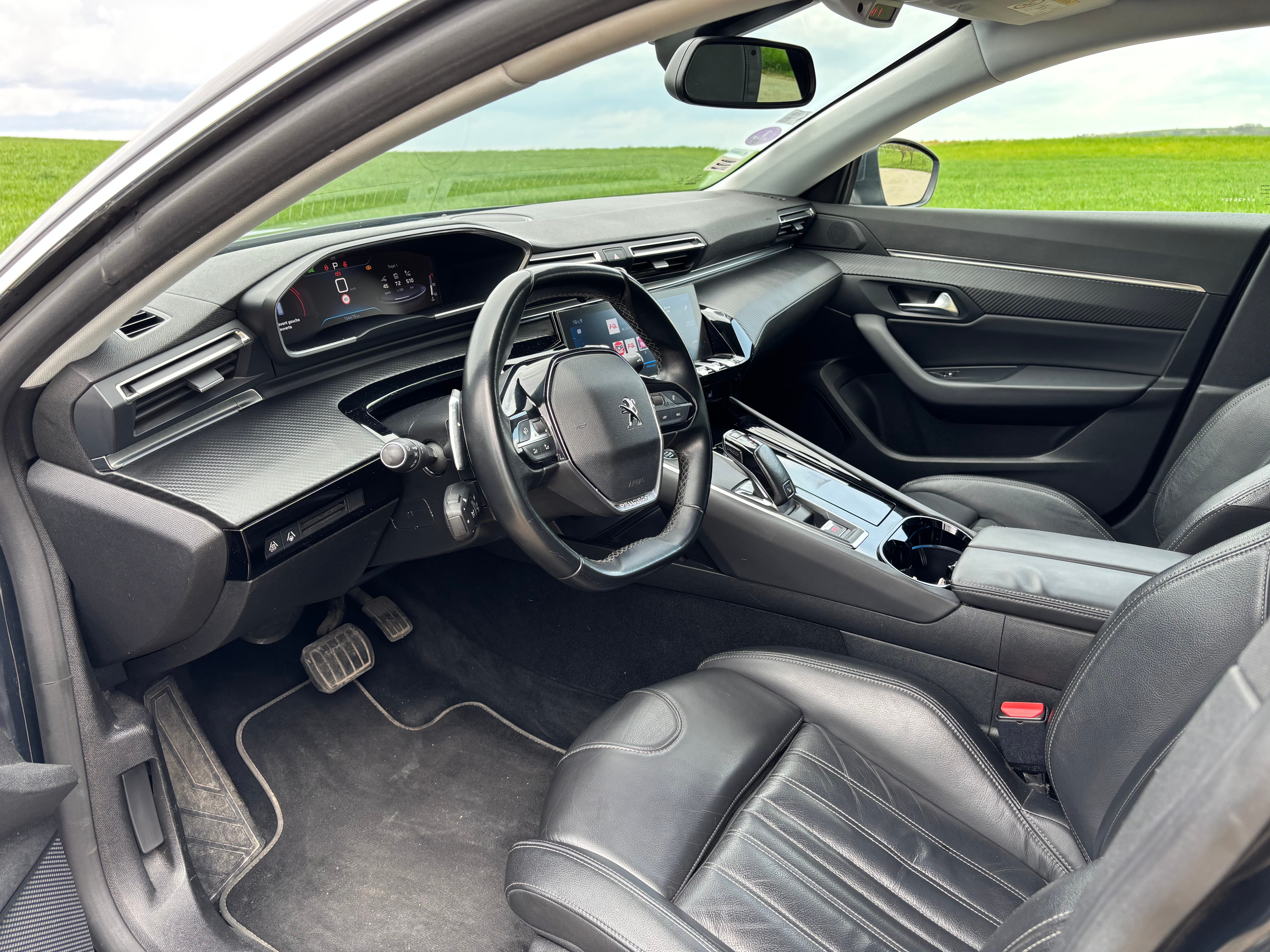 Peugeot 508 avec GPS
