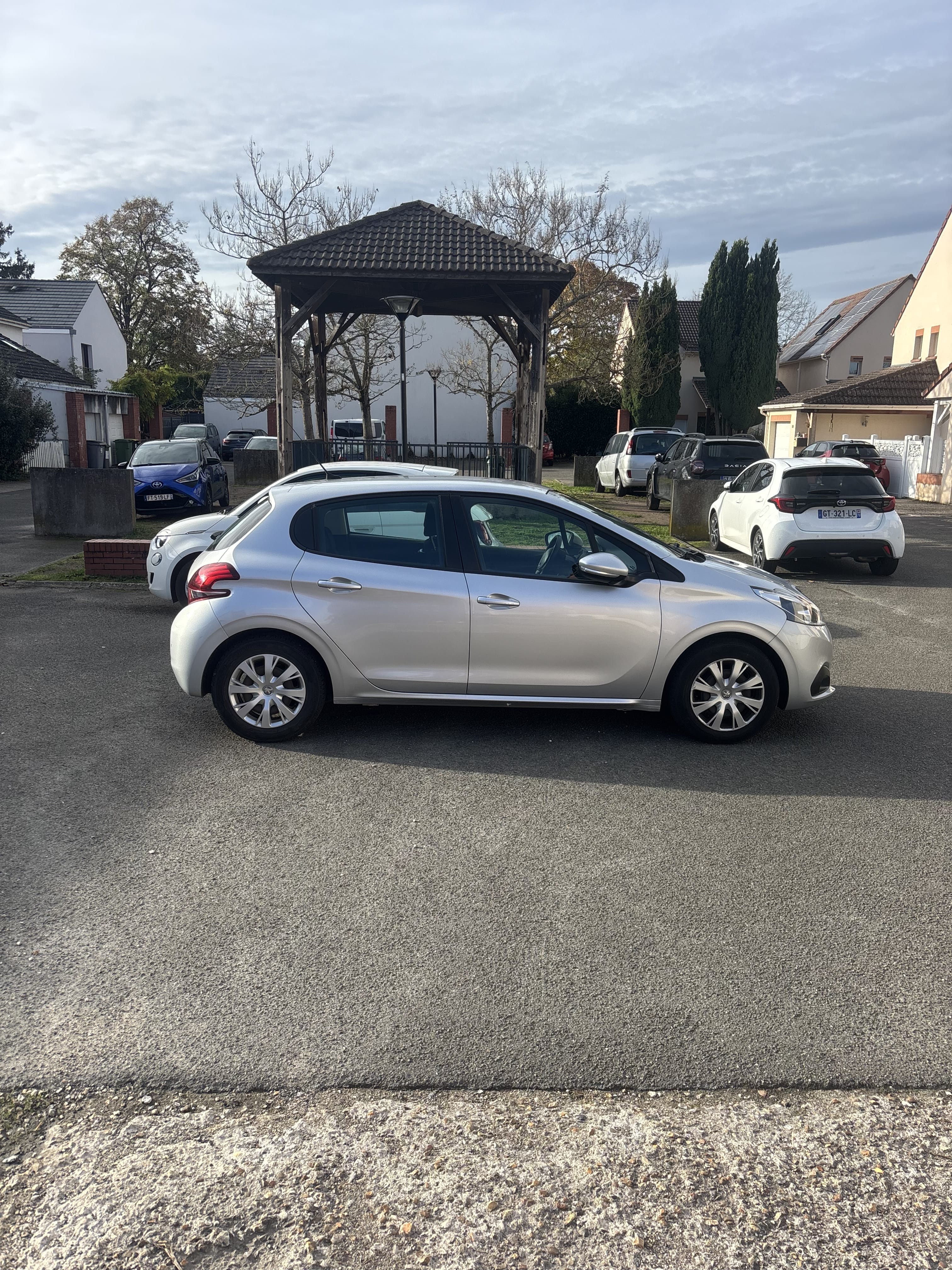 Peugeot 208 avec Climatisation