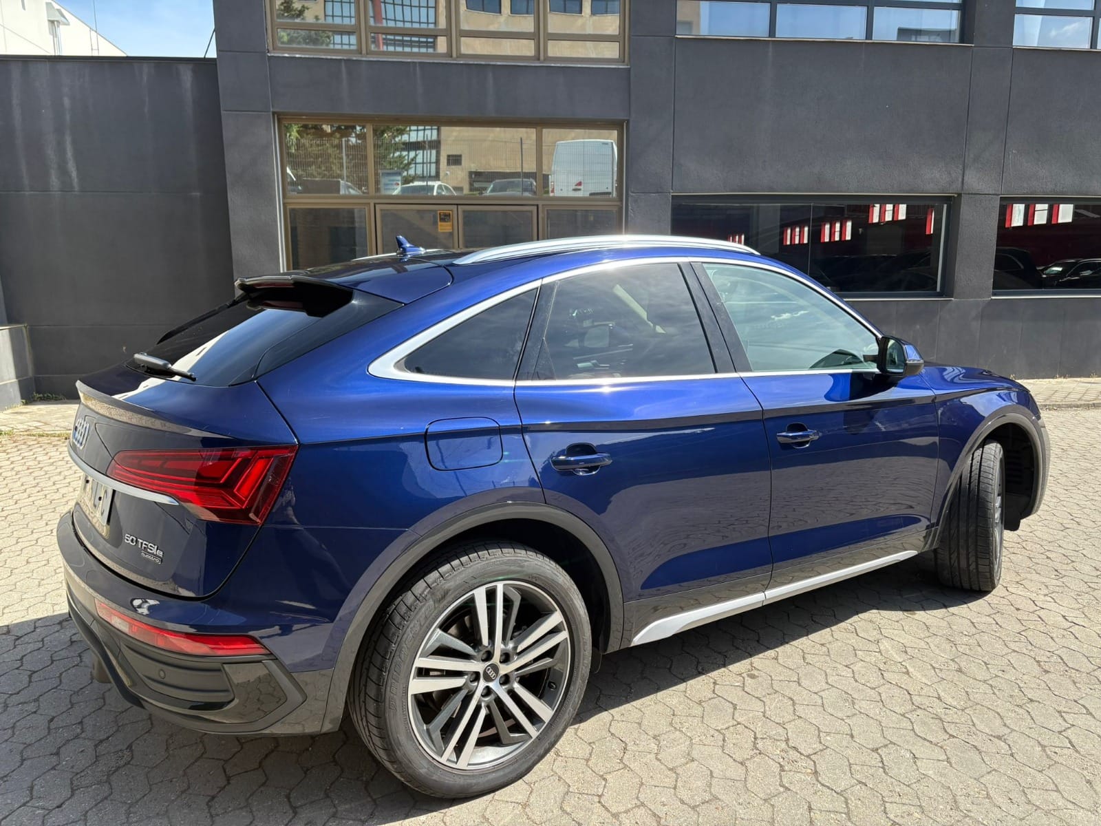 Audi Q5 Sportback Premium 2.0 con Cámara de marcha atrás