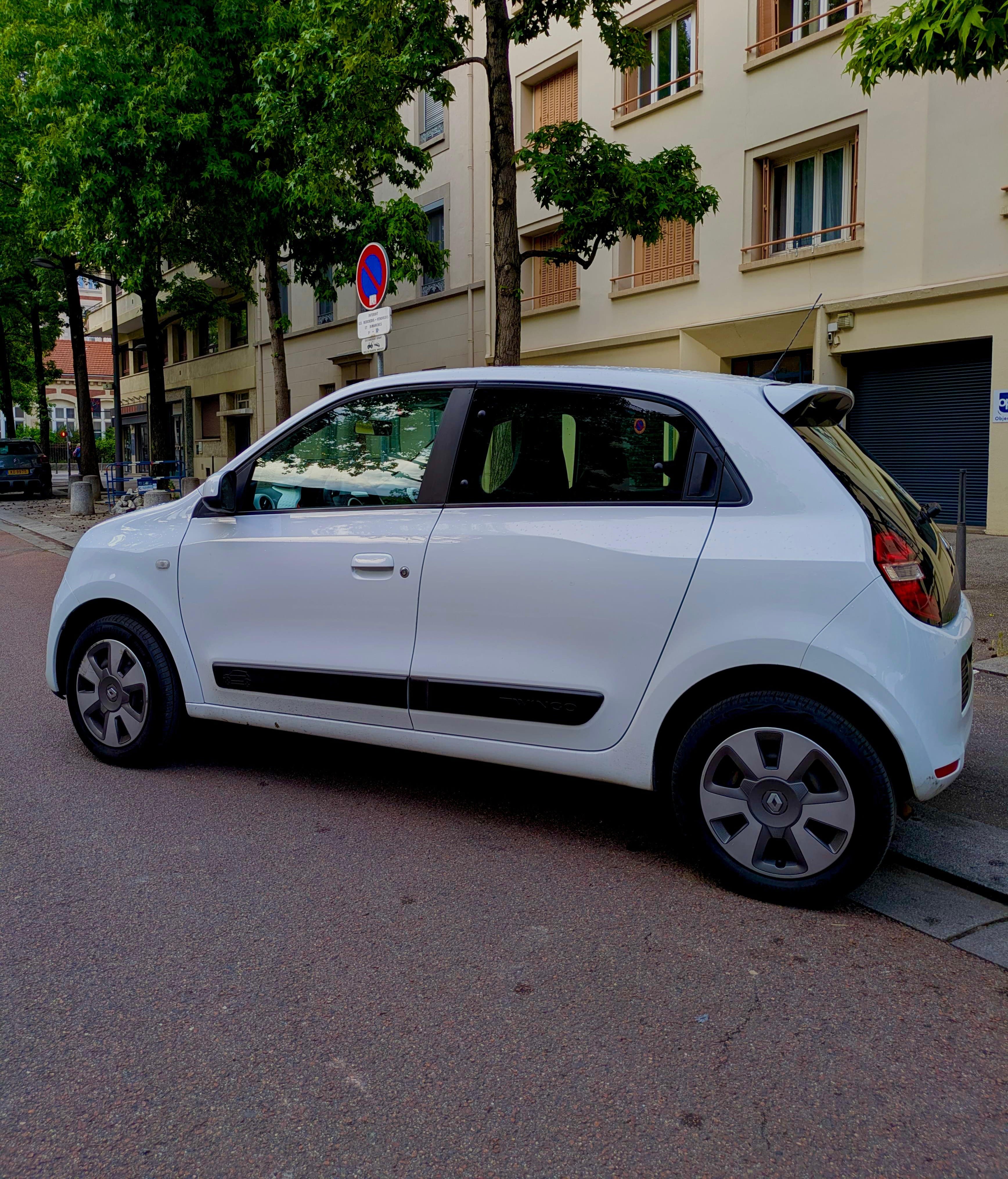 Renault Twingo III avec Climatisation