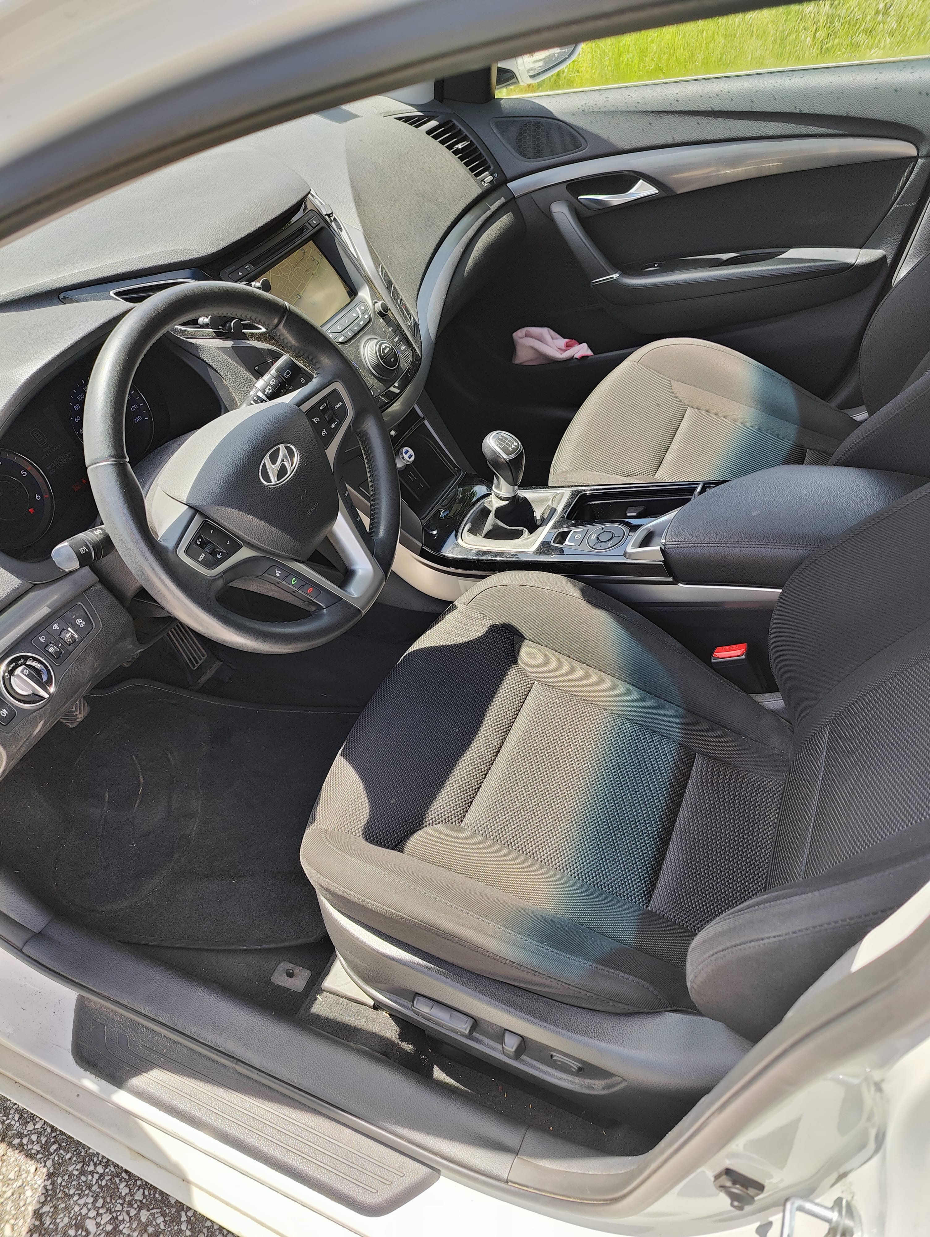 Hyundai i40 SW 1,7 crdi business pack avec Audio Bluetooth