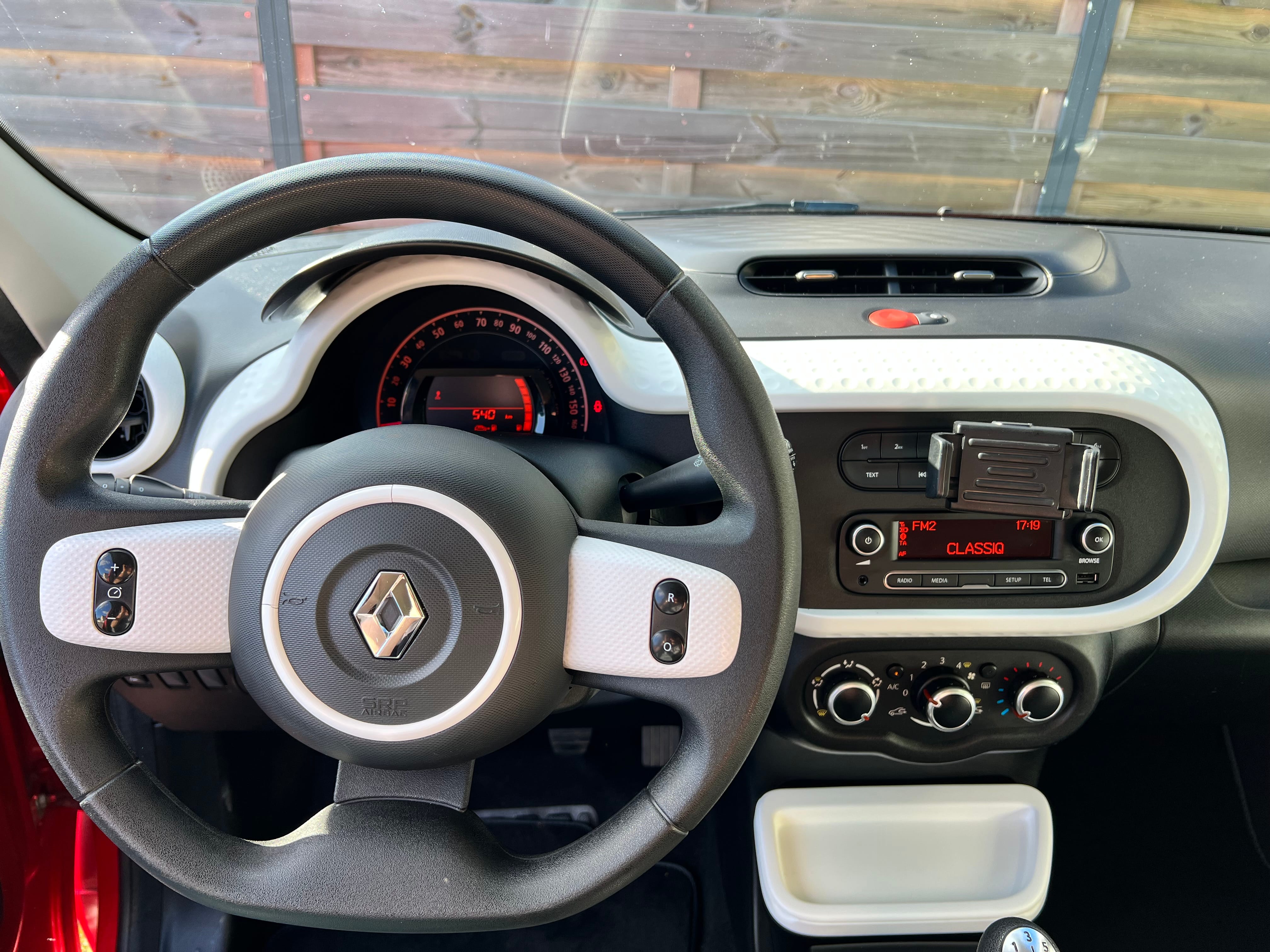 Renault Twingo III 1.0 71ch Essence - Clim/Régulateur avec Siège bébé