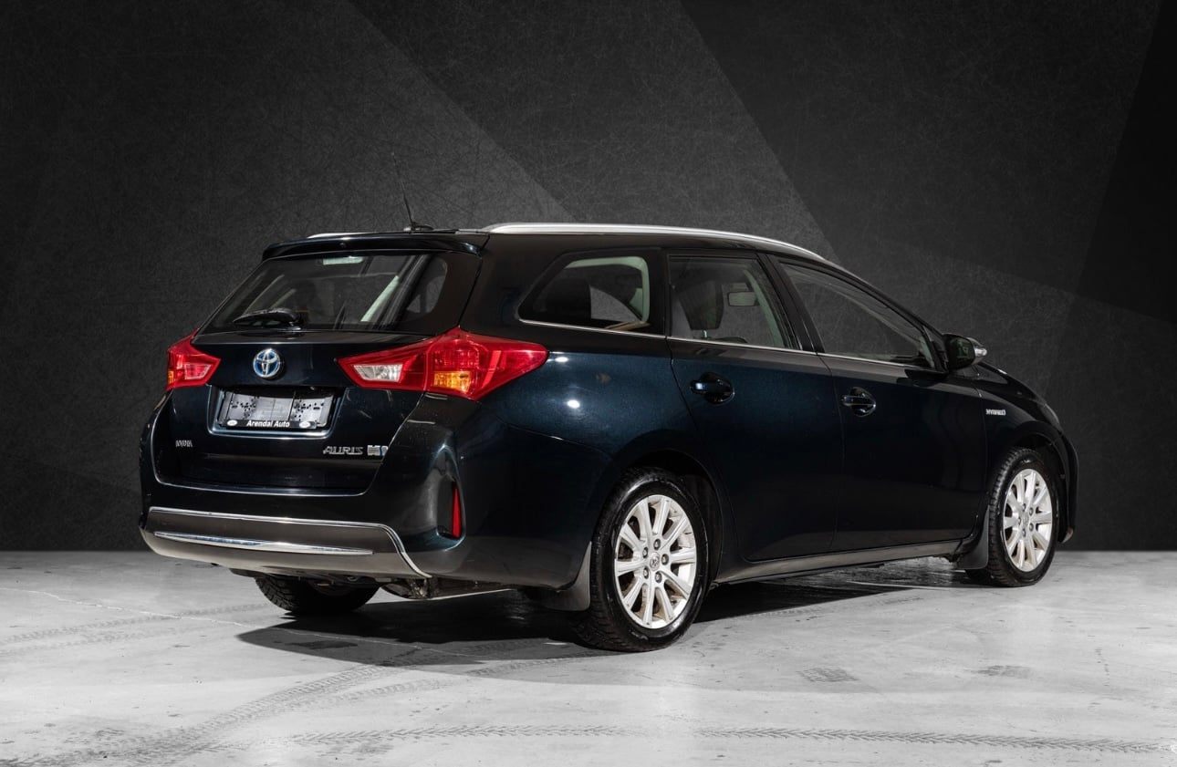 Toyota Auris 1.8 hybrid touring sports med Aircondition