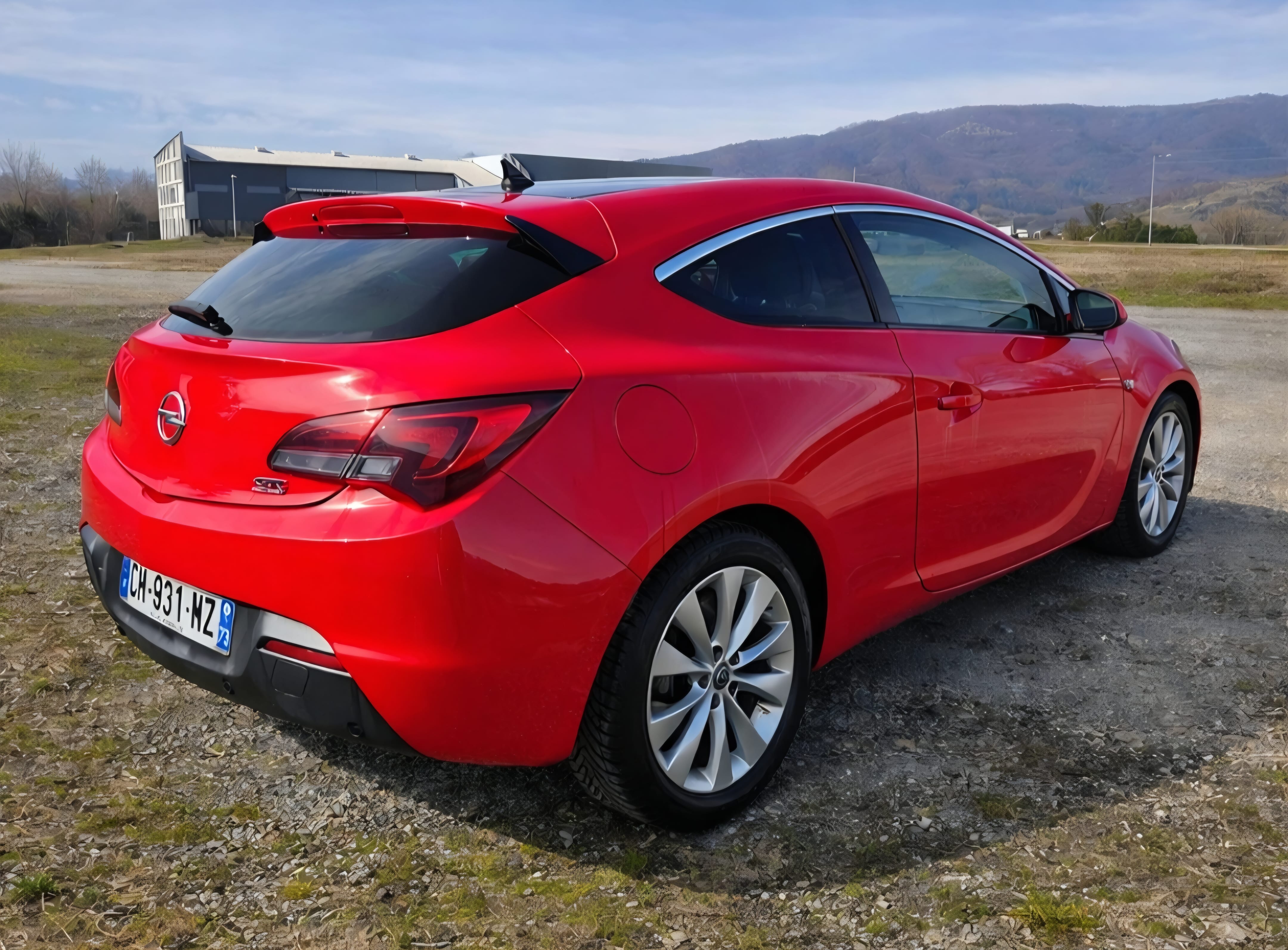 Opel Astra GTC avec Climatisation