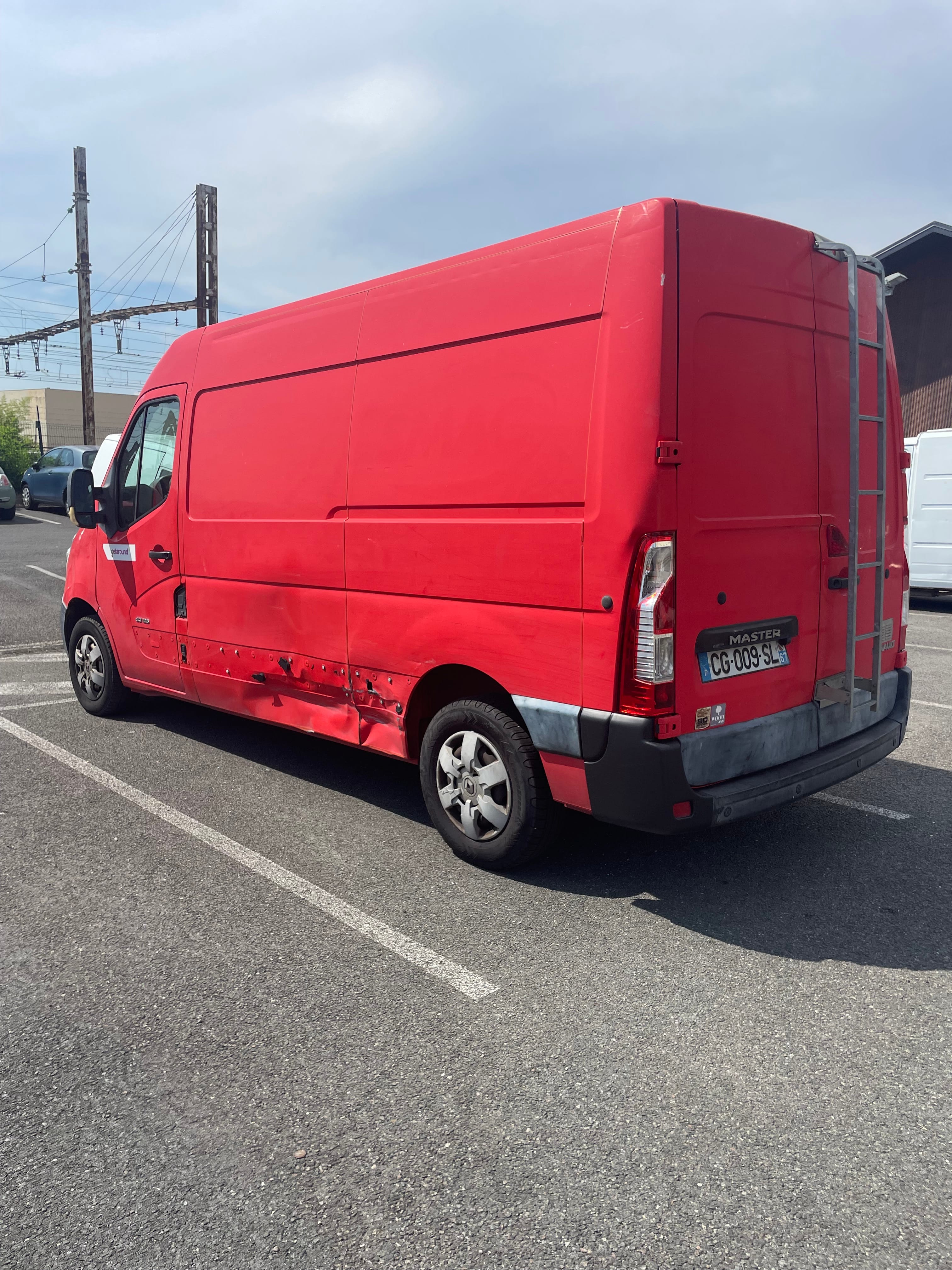 Renault Master  Renault Master L2H2 à Libourne – Grand volume, facile à conduire avec permis B ! avec Climatisation