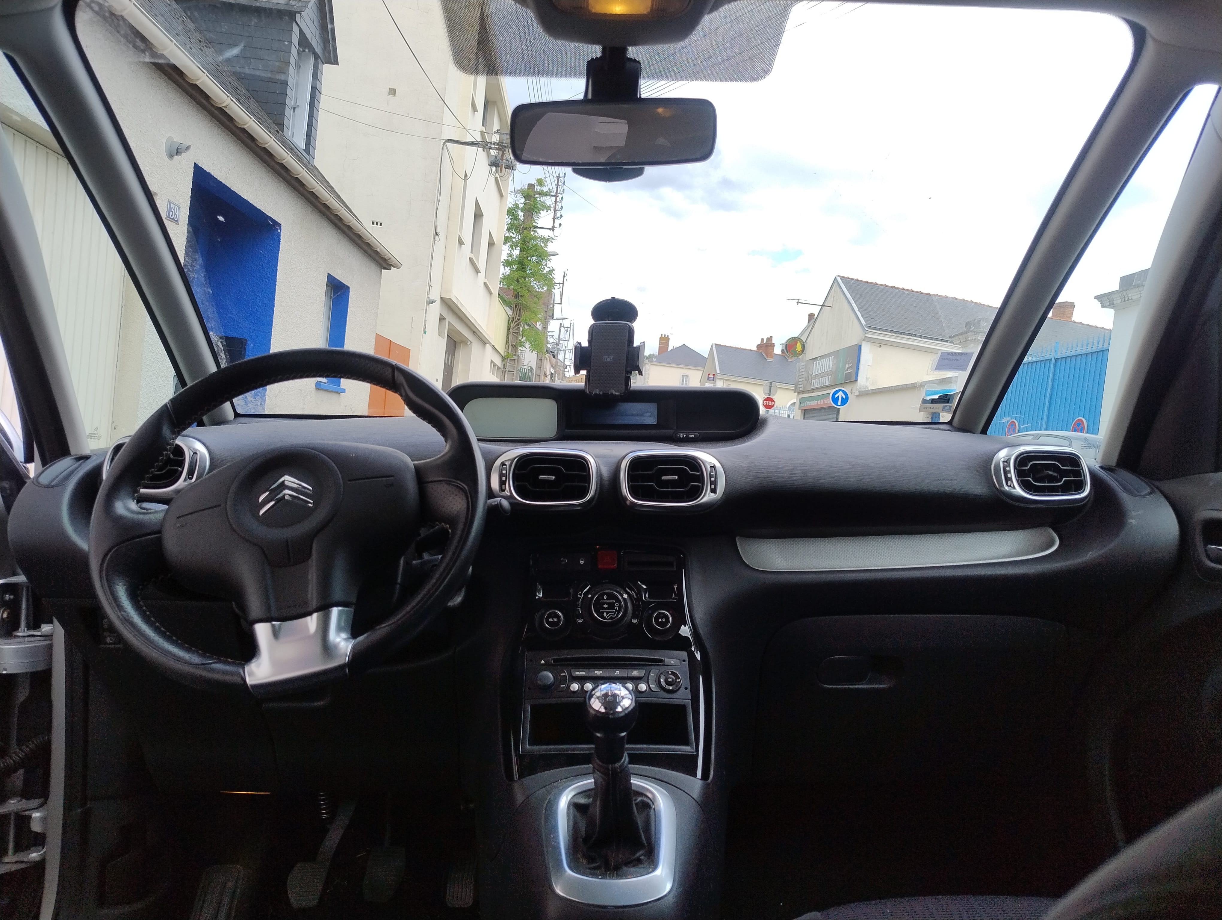 Citroen C3 Picasso con Silla infantil