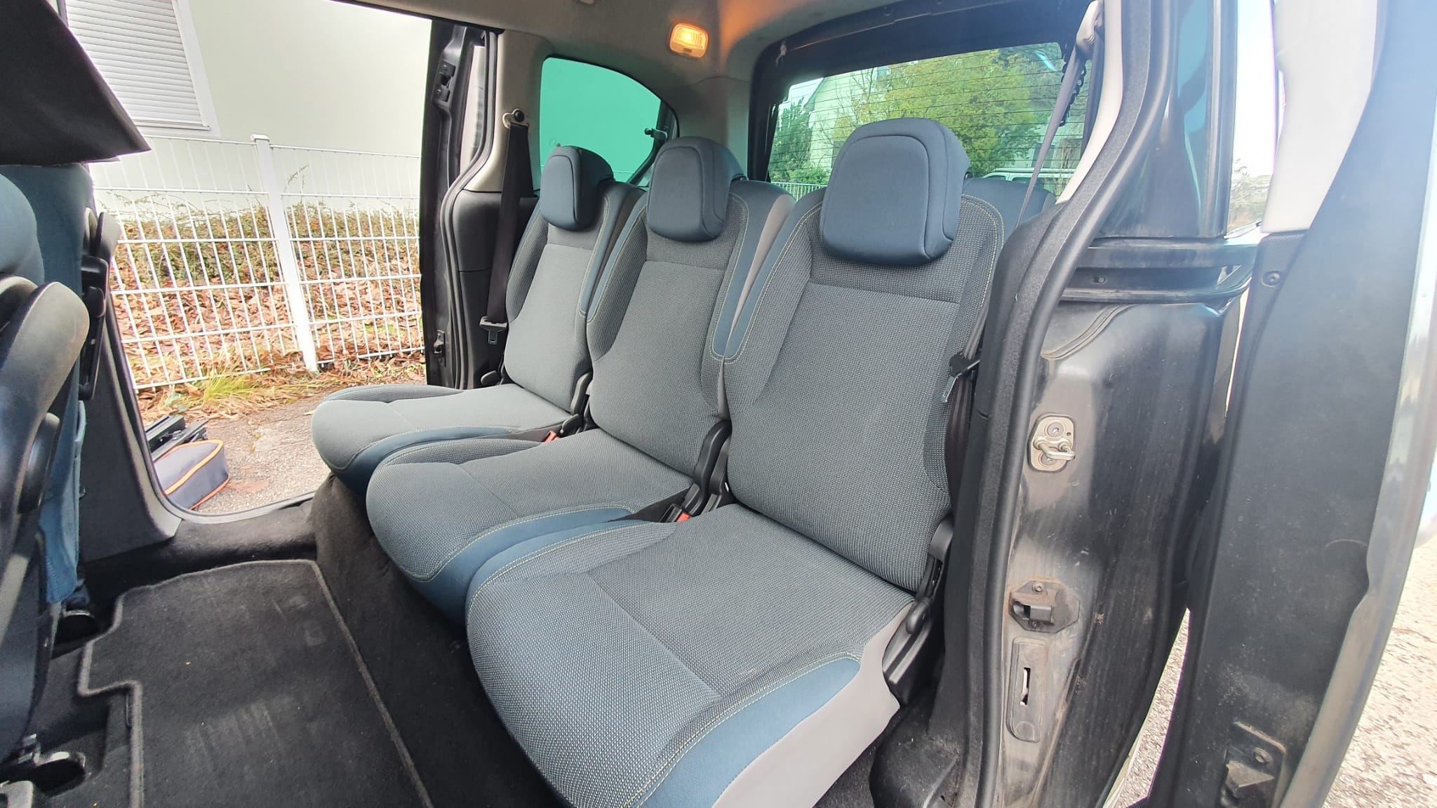 Citroen Berlingo Multispace mit Anhängerkupplung