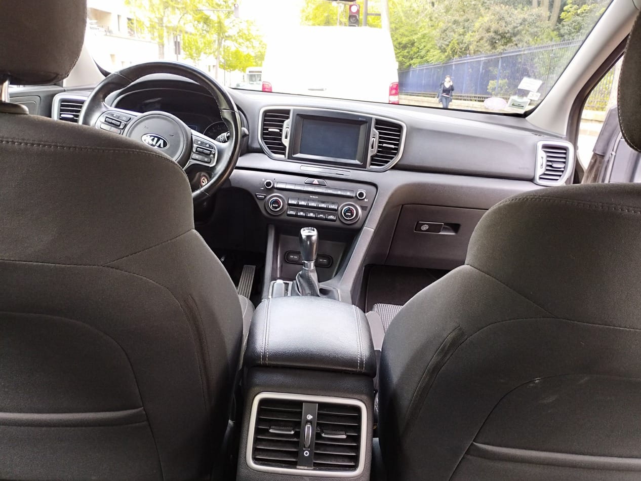 Kia Sportage 1.6 avec Attelage