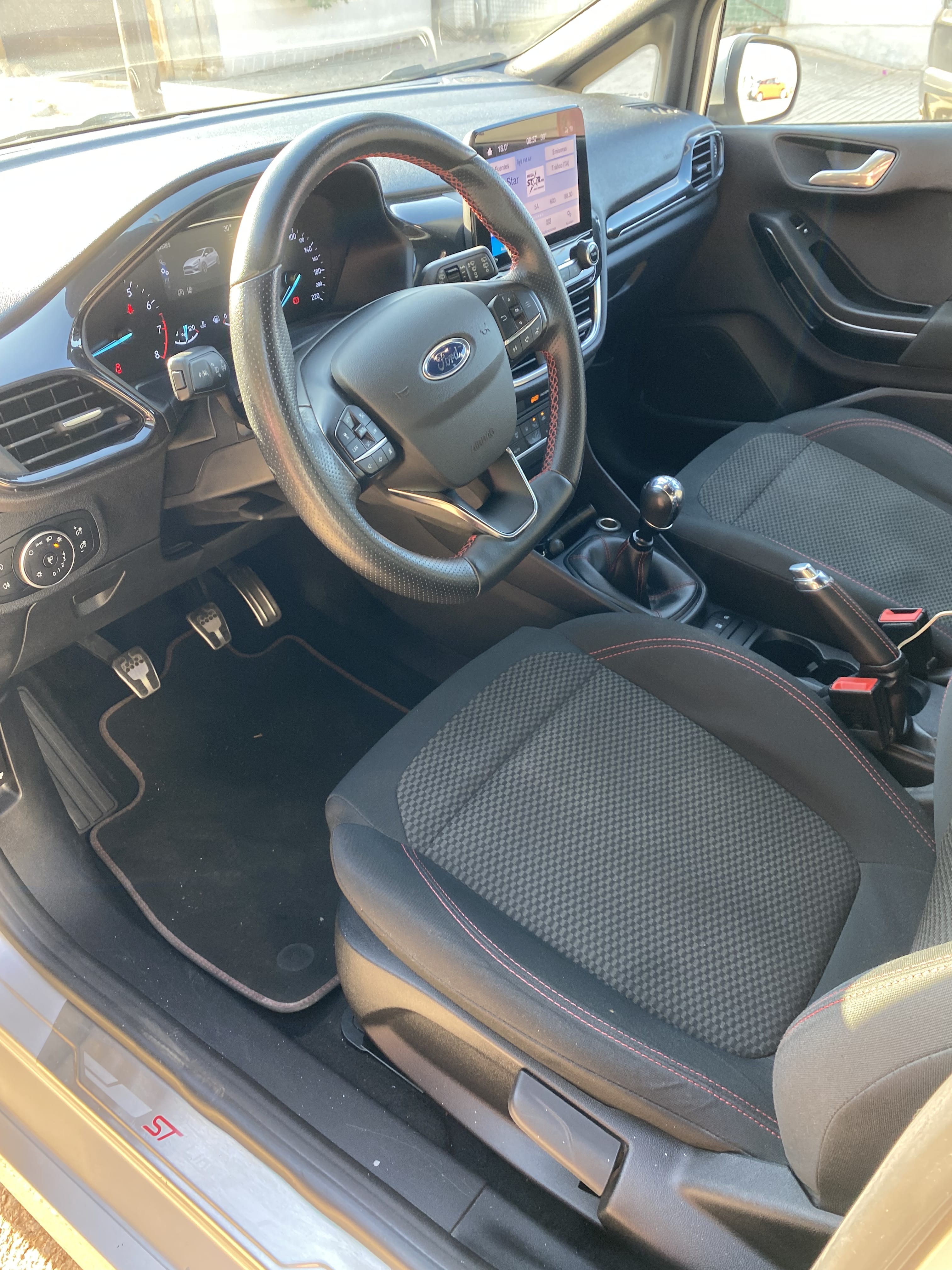 Ford Fiesta ST Line con Control de velocidad