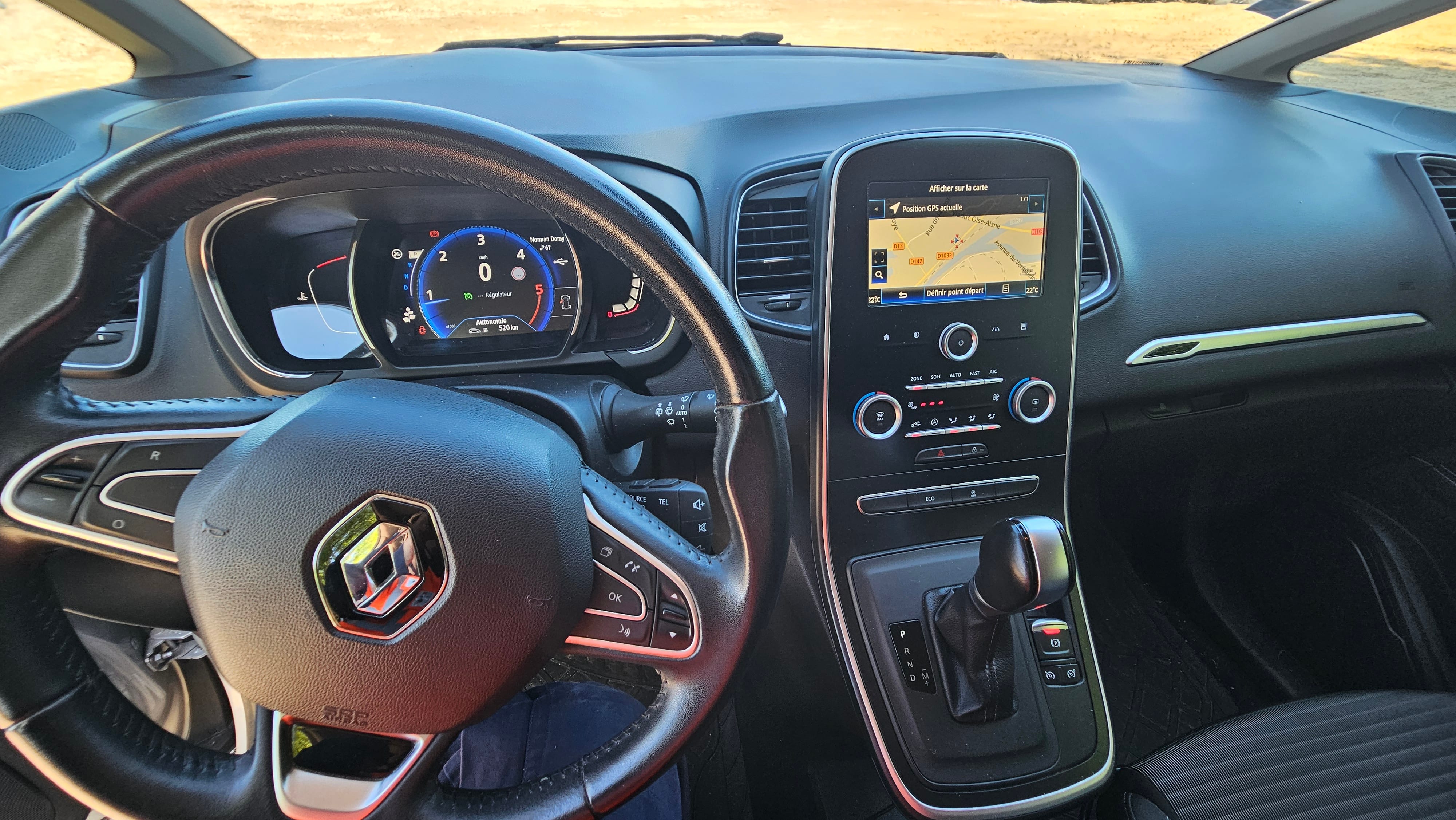 Renault Grand Scenic avec Régulateur de vitesse