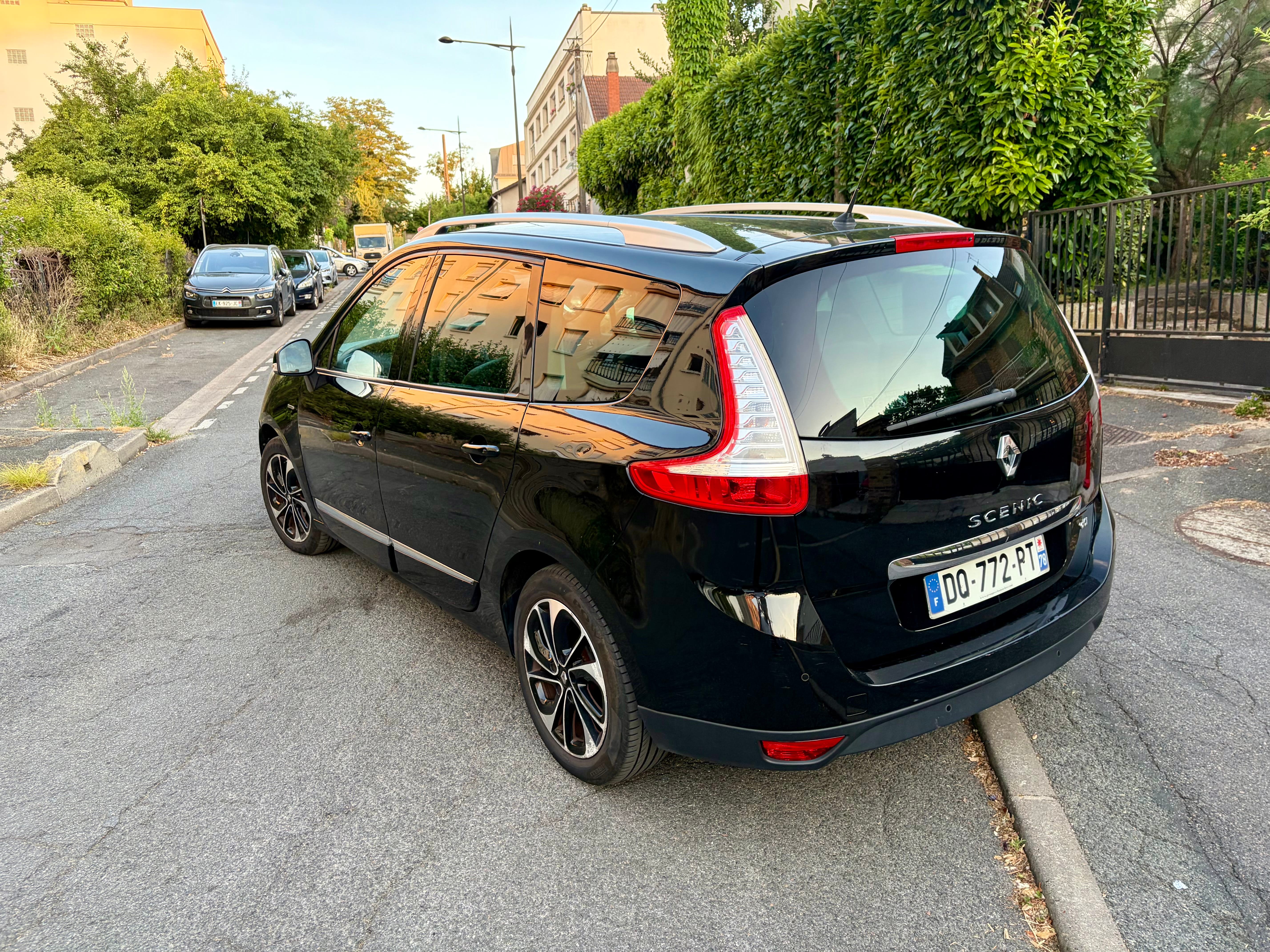 Renault Grand Scenic avec Caméra de recul