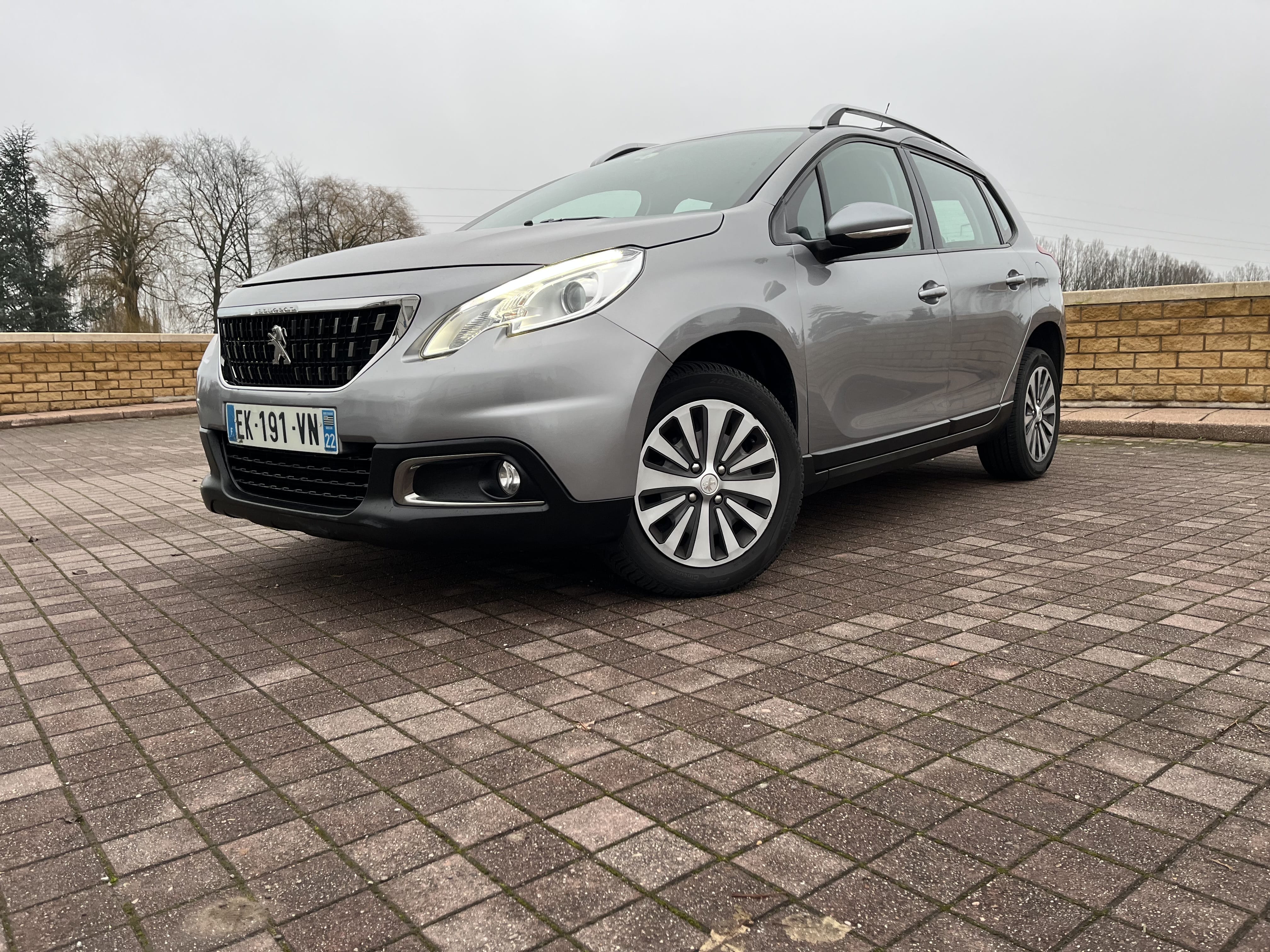 Peugeot 2008, 2017, Diesel