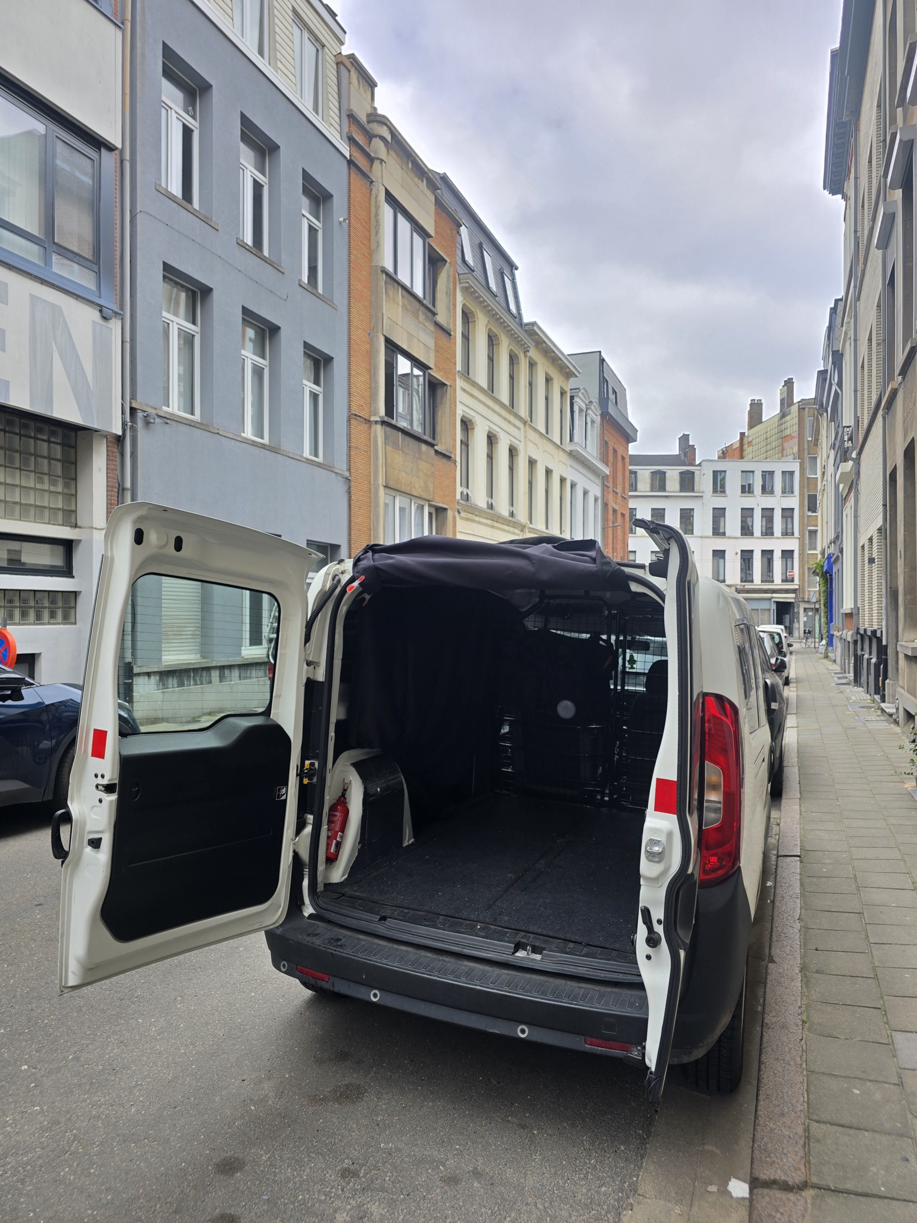 Fiat Doblo Cargo met Audio- / iPod-ingang