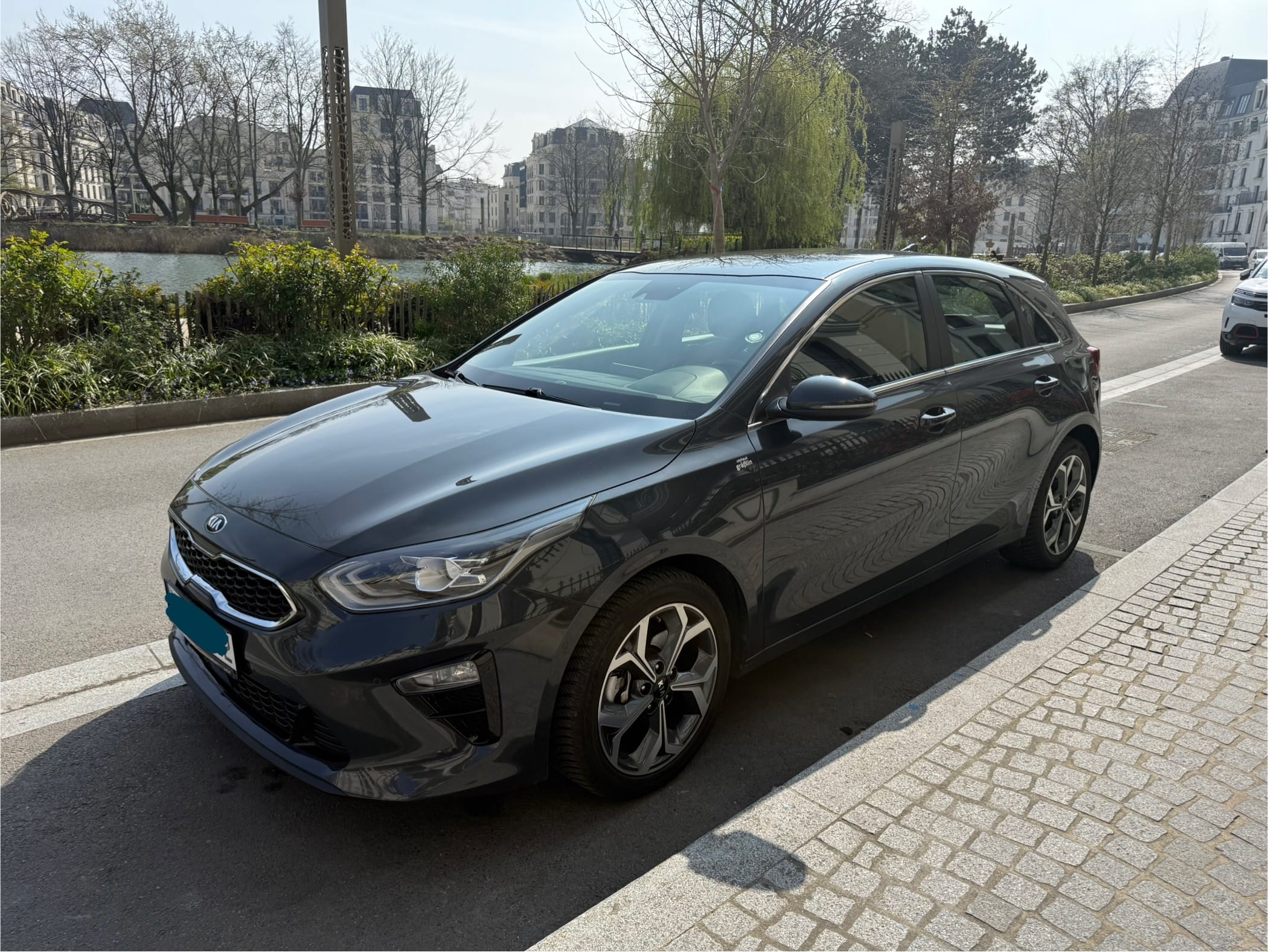 Kia Cee'd avec GPS