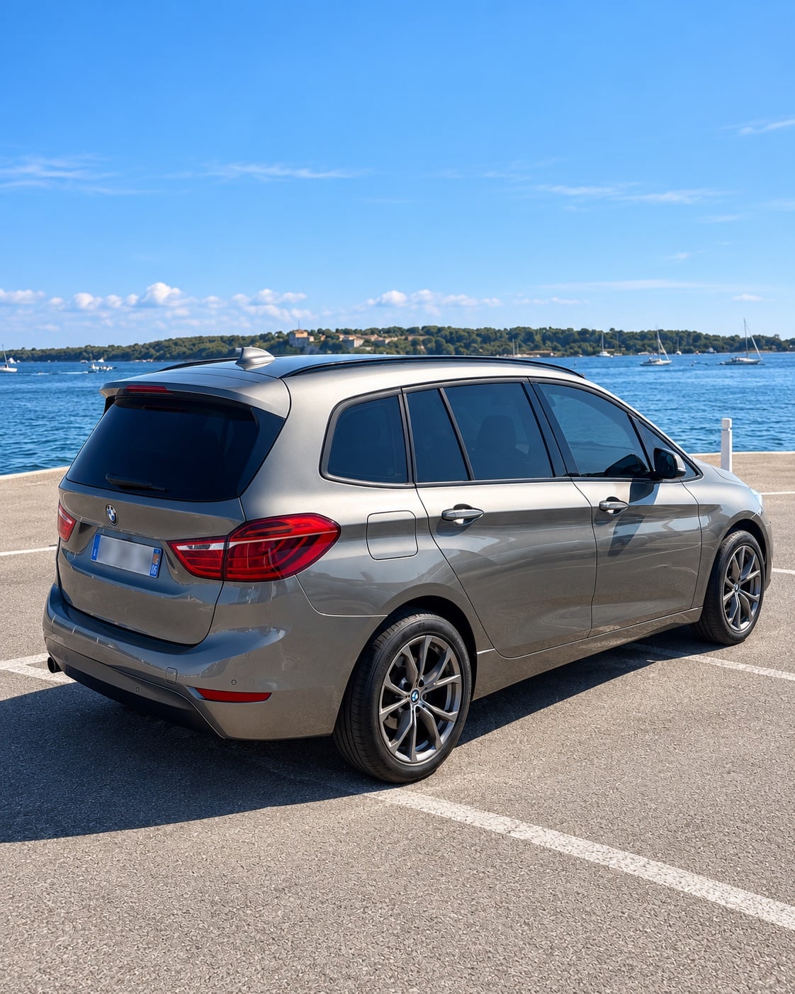 BMW Série 2 Gran Tourer avec GPS