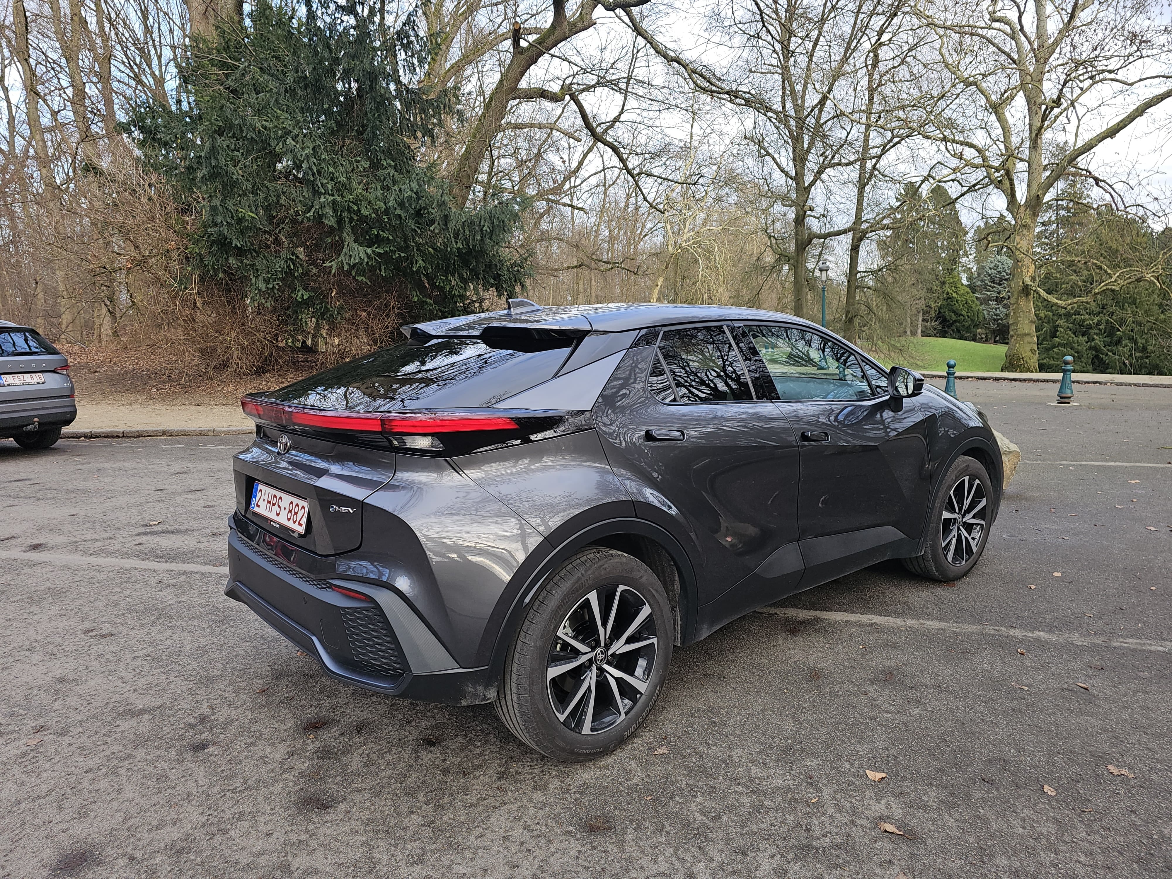Toyota C-HR Hybrid avec GPS