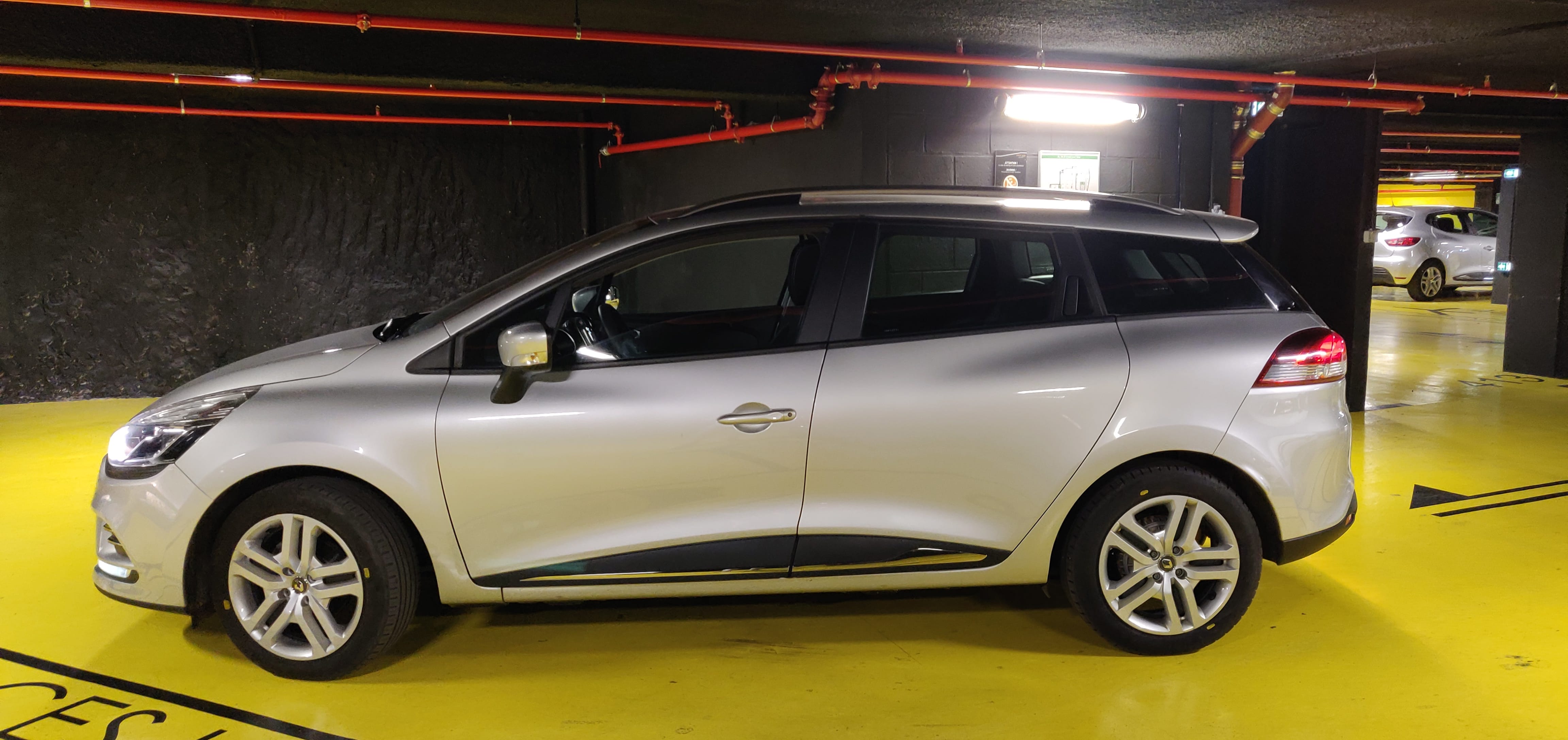 Renault Clio Estate ES485AL avec Climatisation