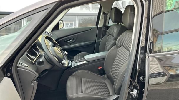 Renault Grand Scenic avec Régulateur de vitesse